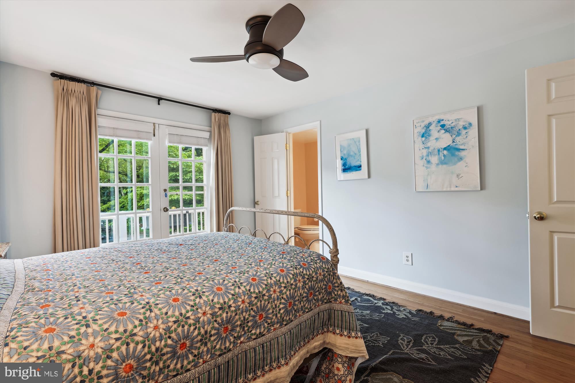 THE WRENS - Residential