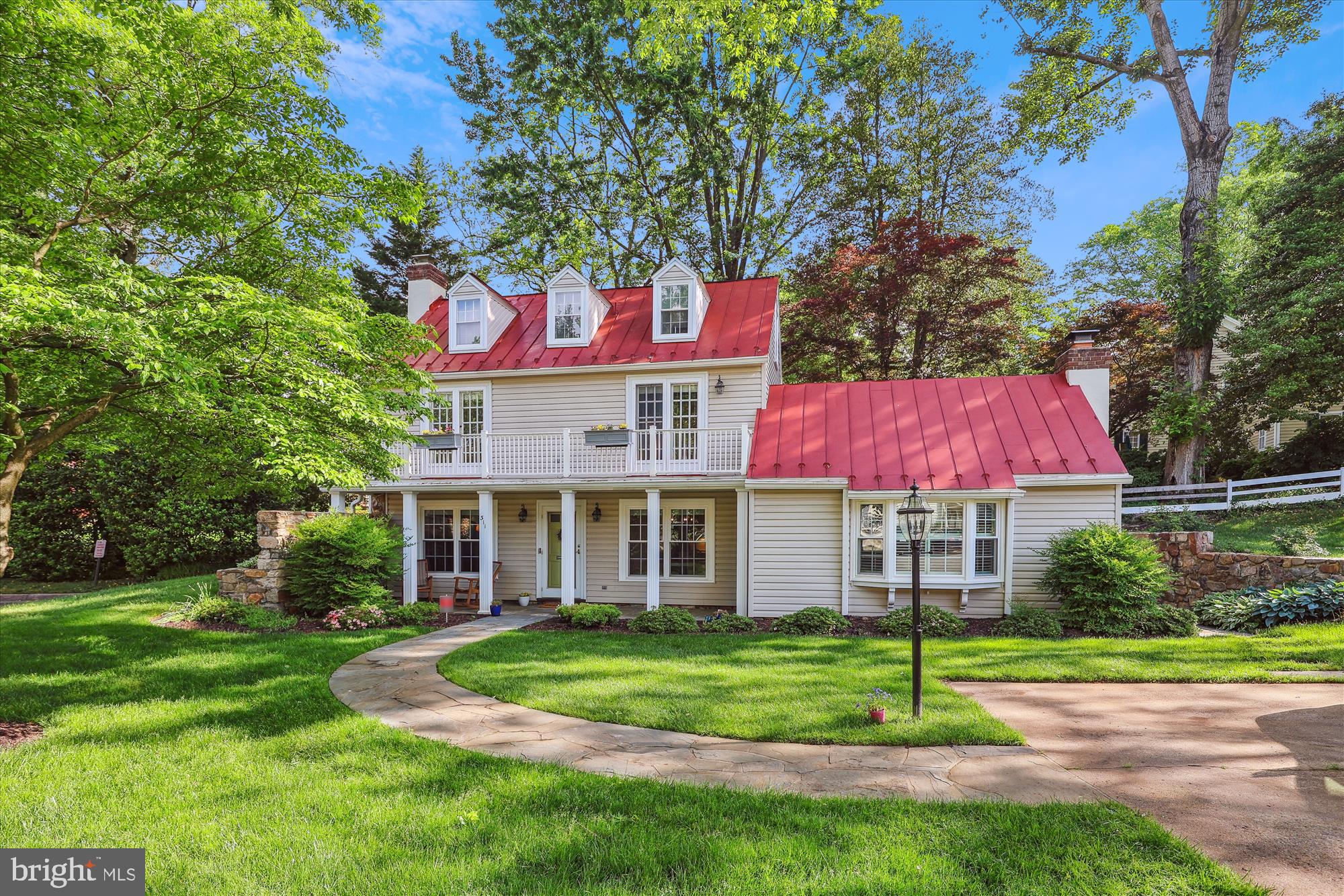 THE WRENS - Residential