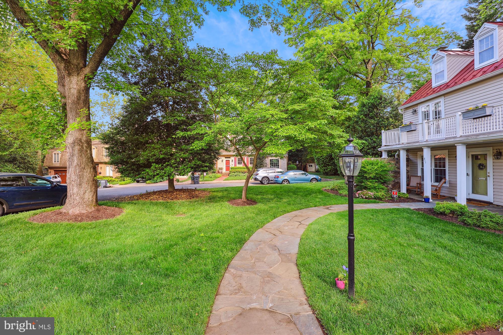 THE WRENS - Residential