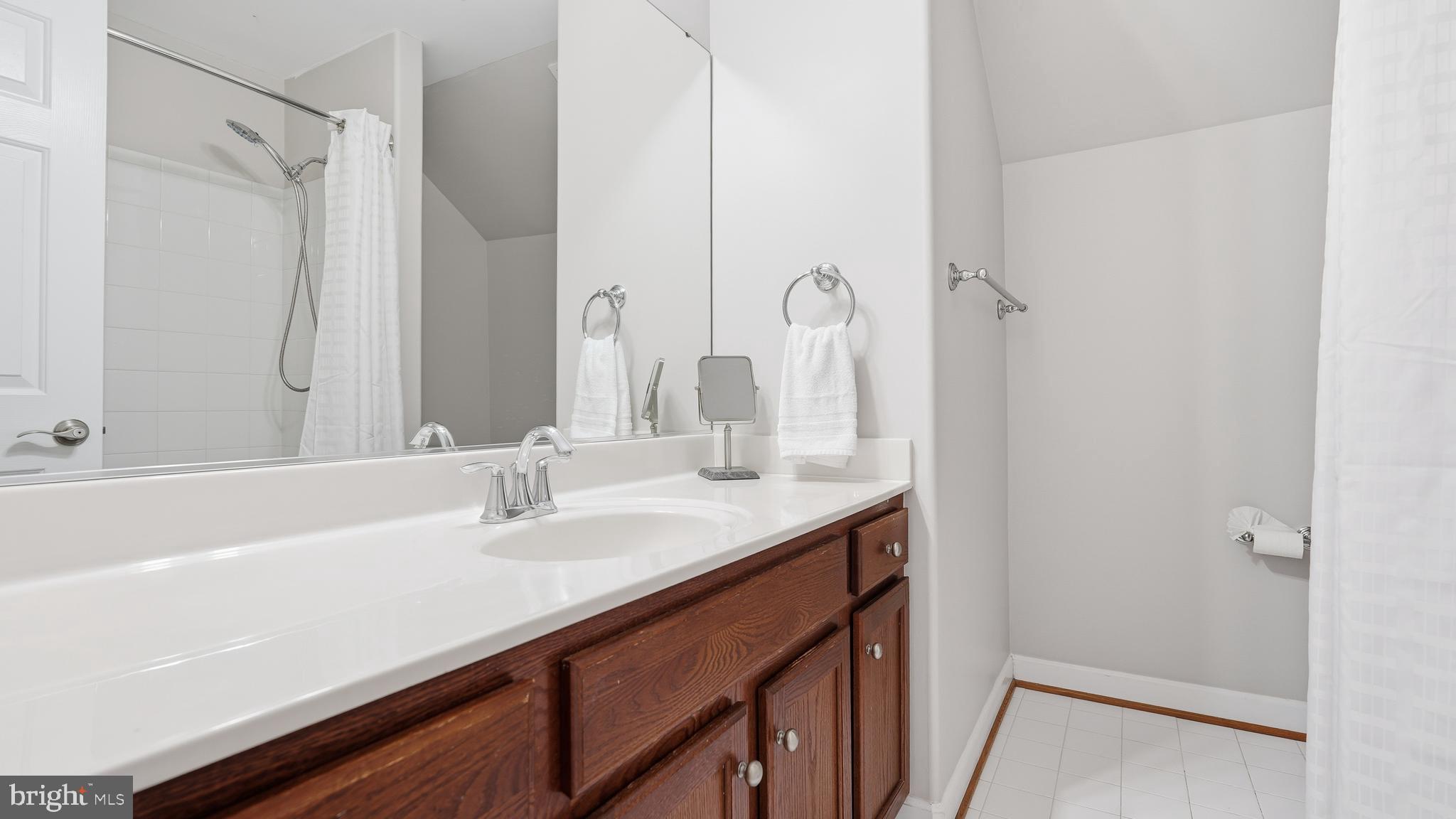 ELLIS MILL ESTATES - Residential