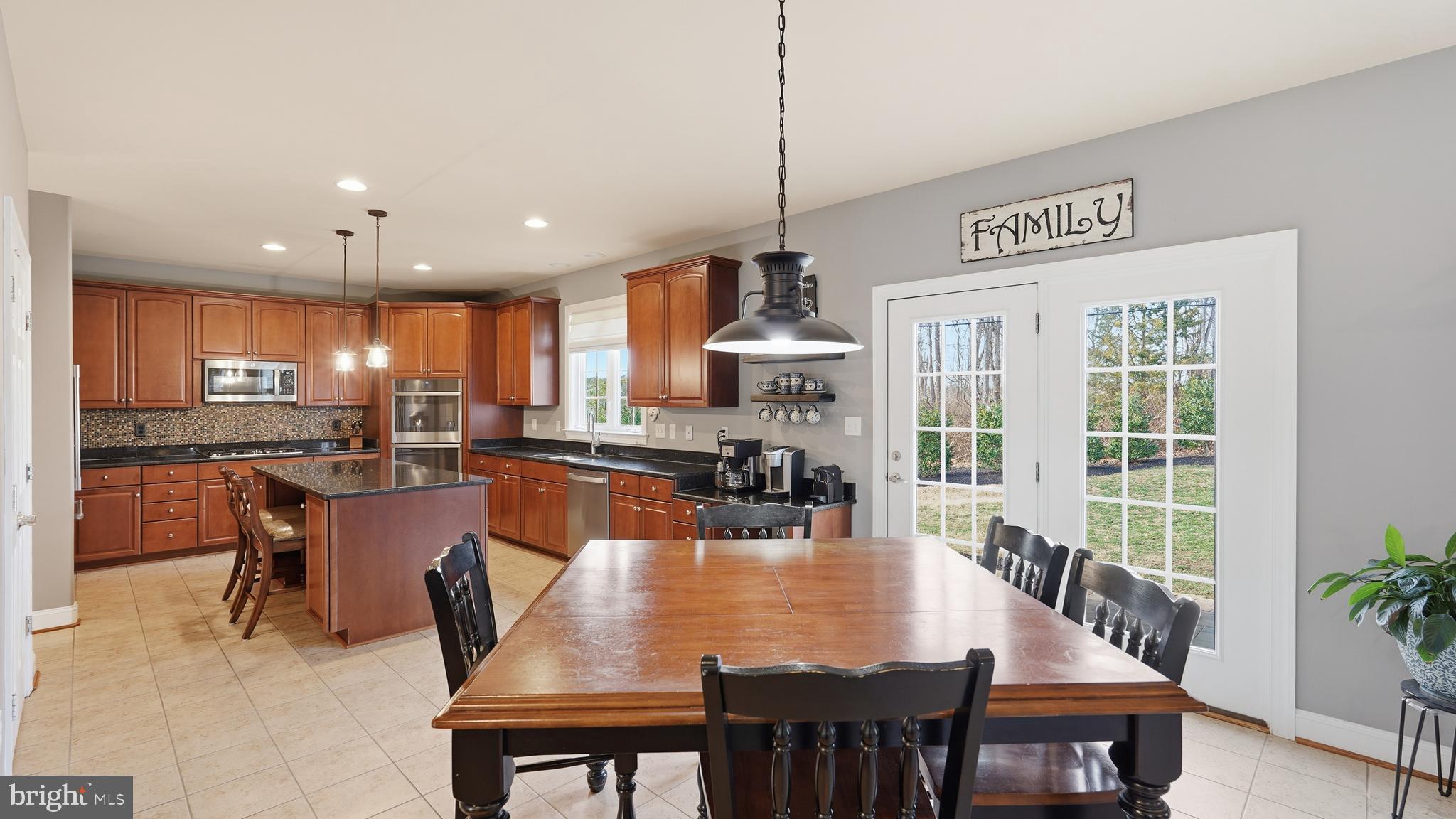 ELLIS MILL ESTATES - Residential