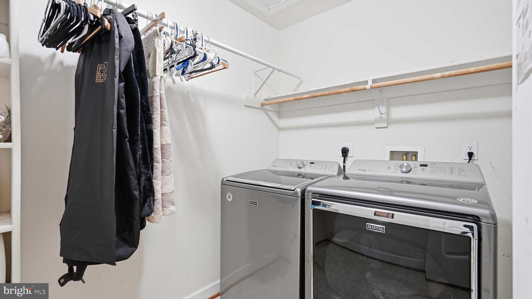 ELLIS MILL ESTATES - Residential