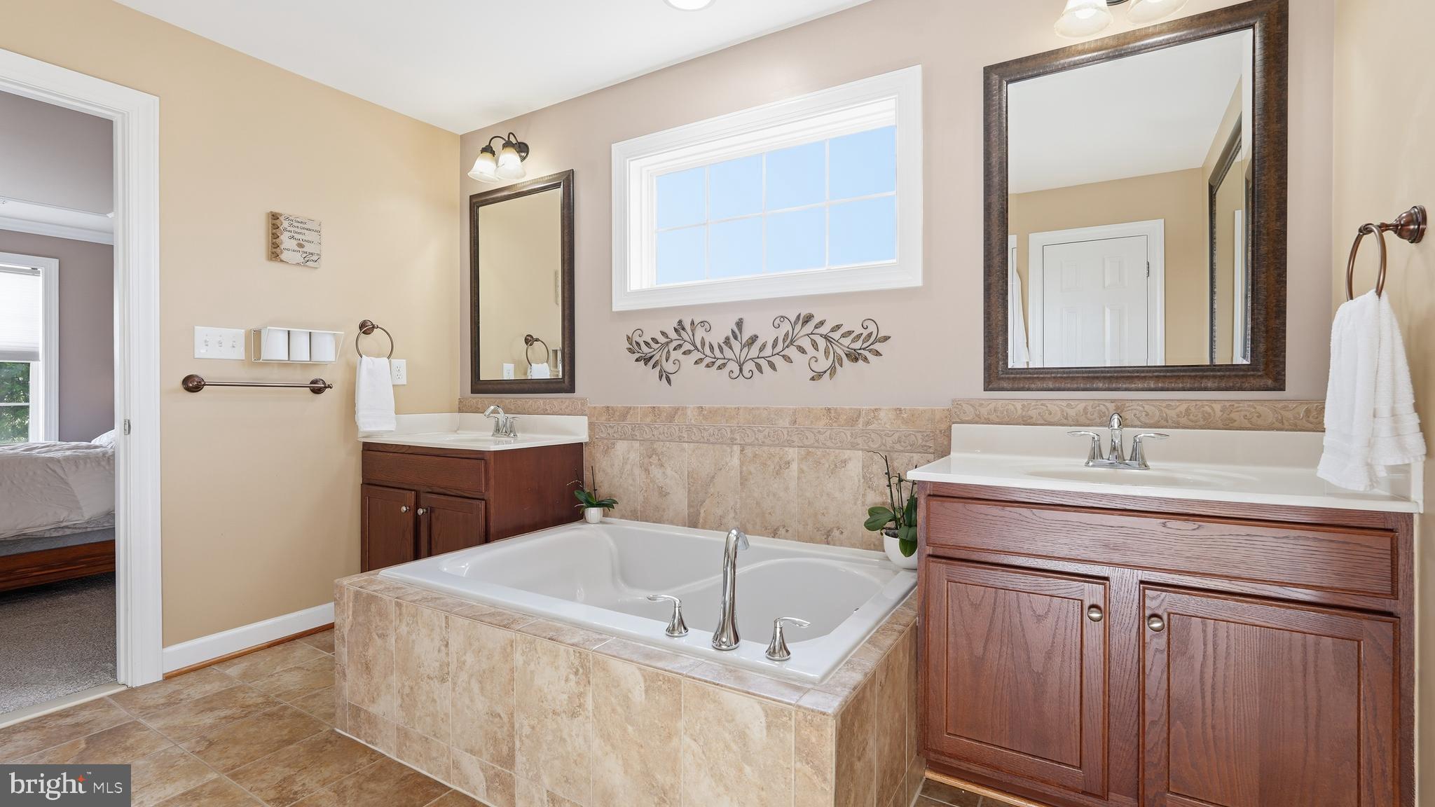 ELLIS MILL ESTATES - Residential