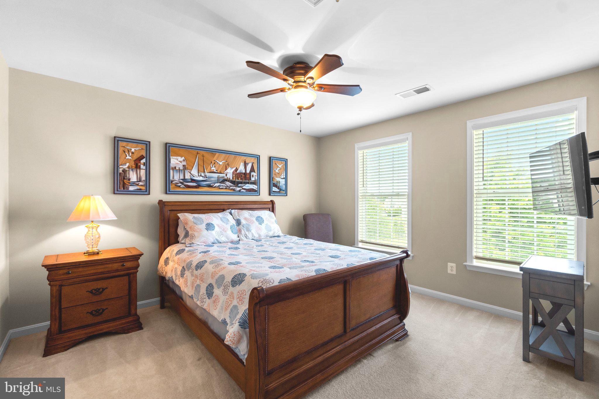 ROYAL OAKS - Residential