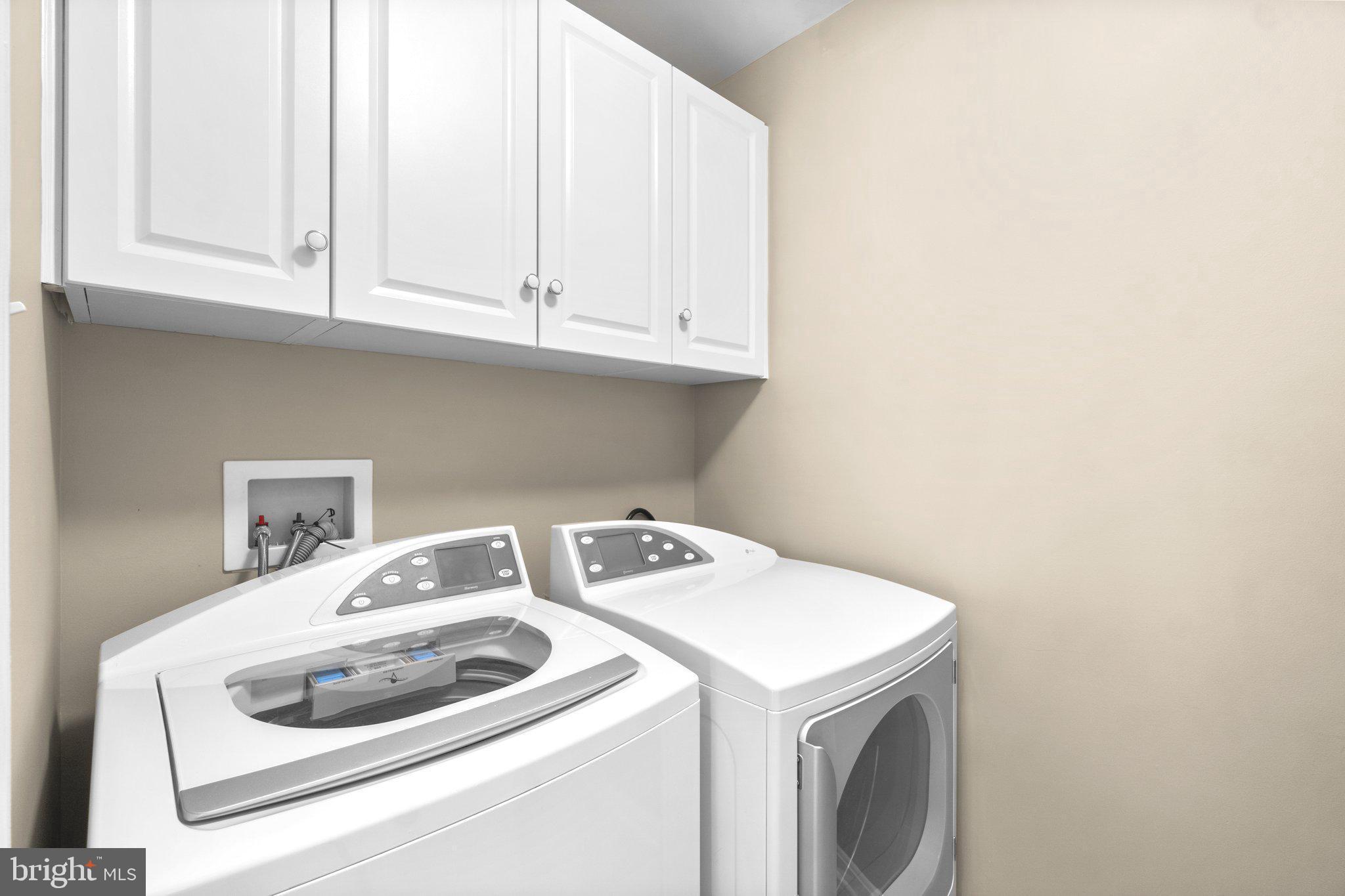 ROYAL OAKS - Residential