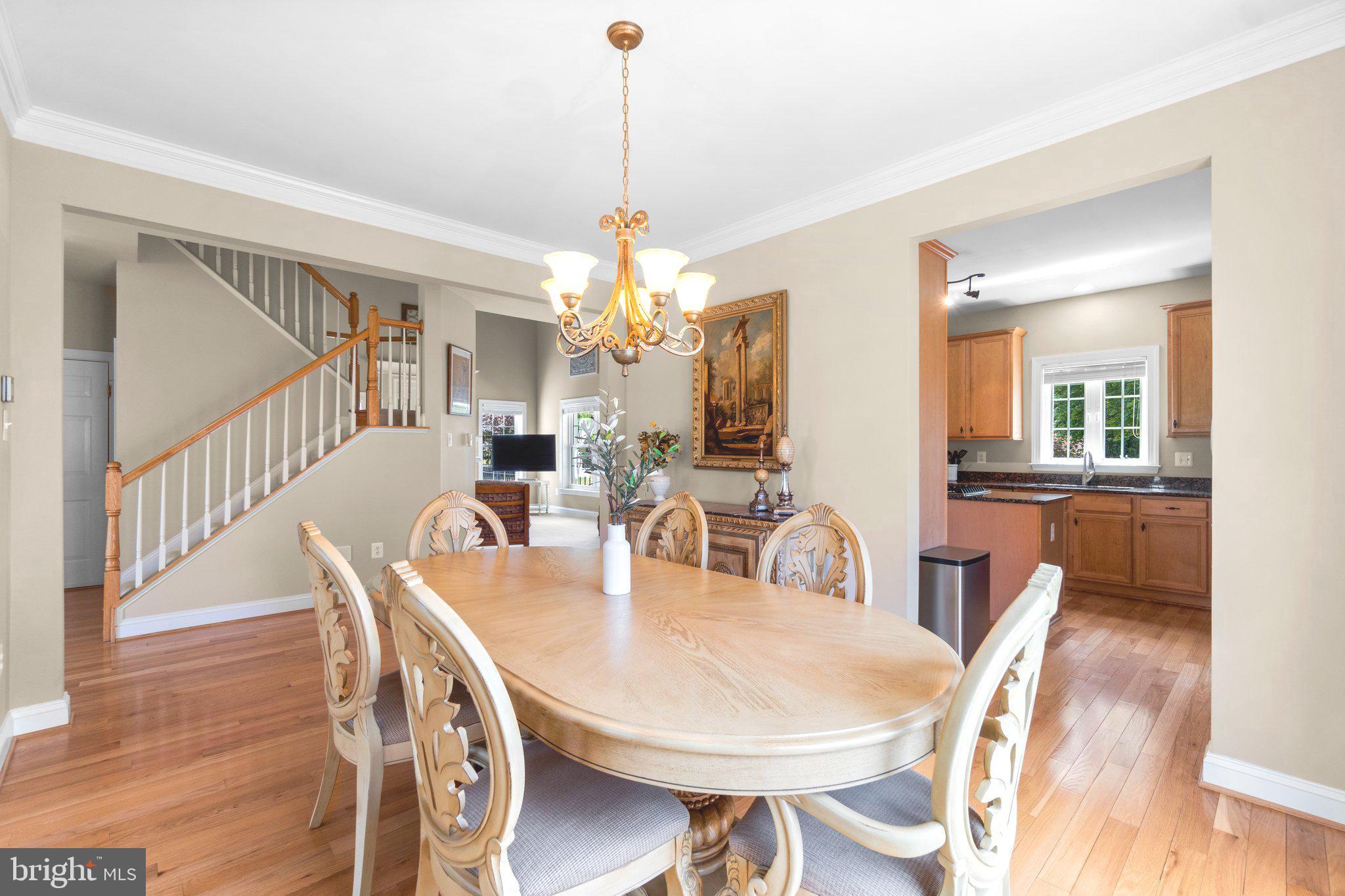 ROYAL OAKS - Residential