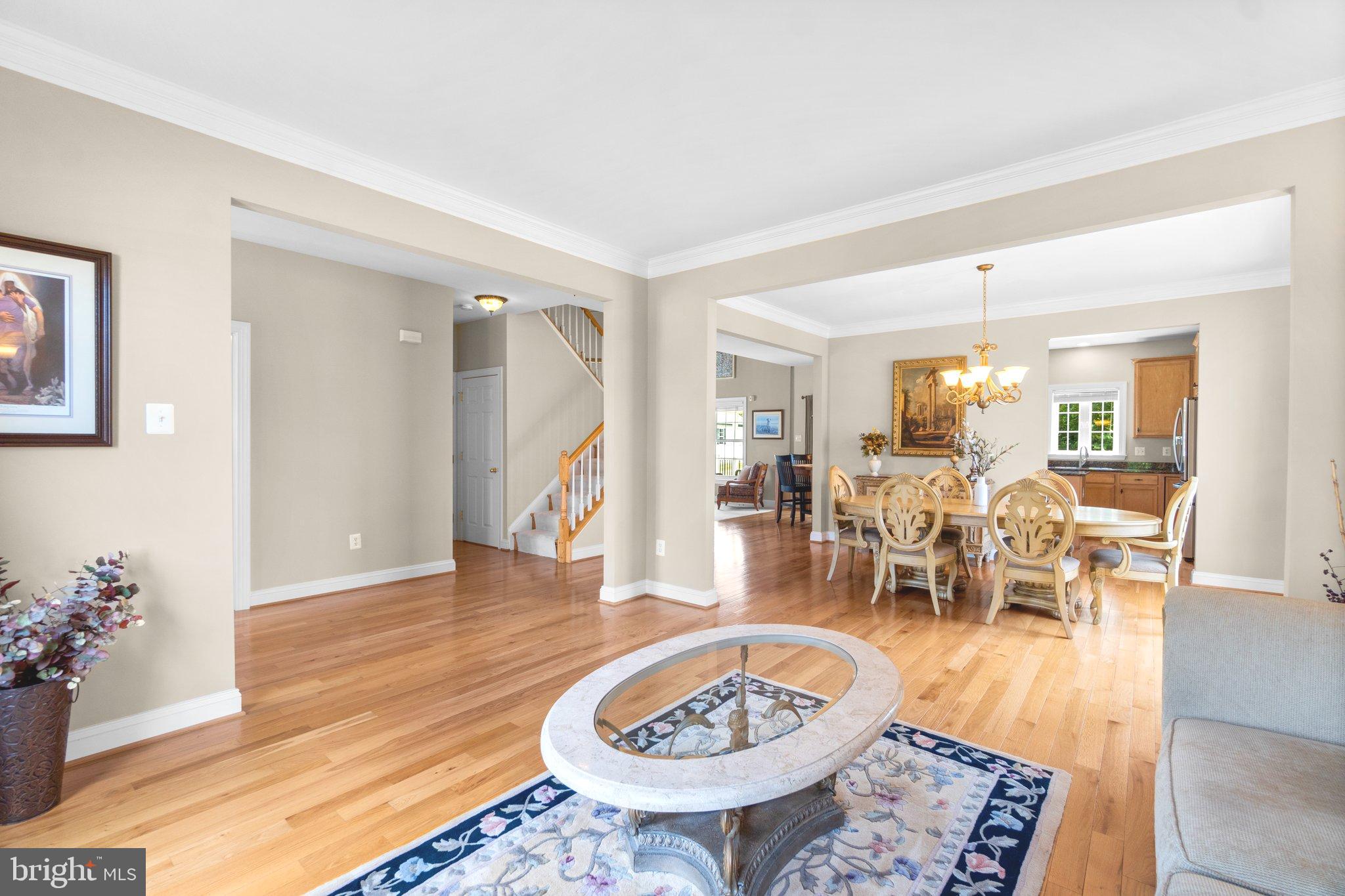 ROYAL OAKS - Residential