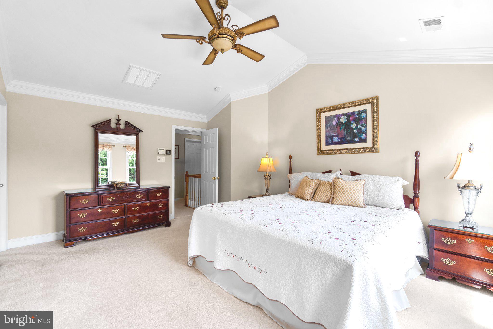 ROYAL OAKS - Residential