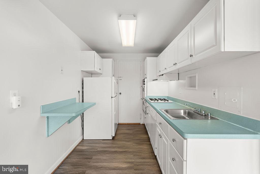 GROSVENOR PARK - Residential