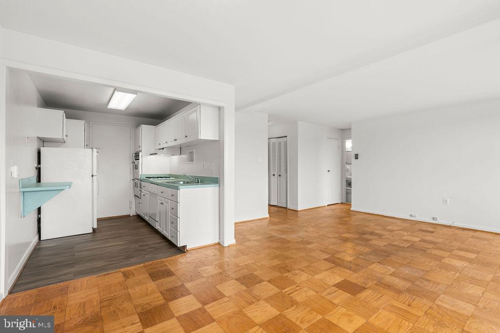 GROSVENOR PARK - Residential