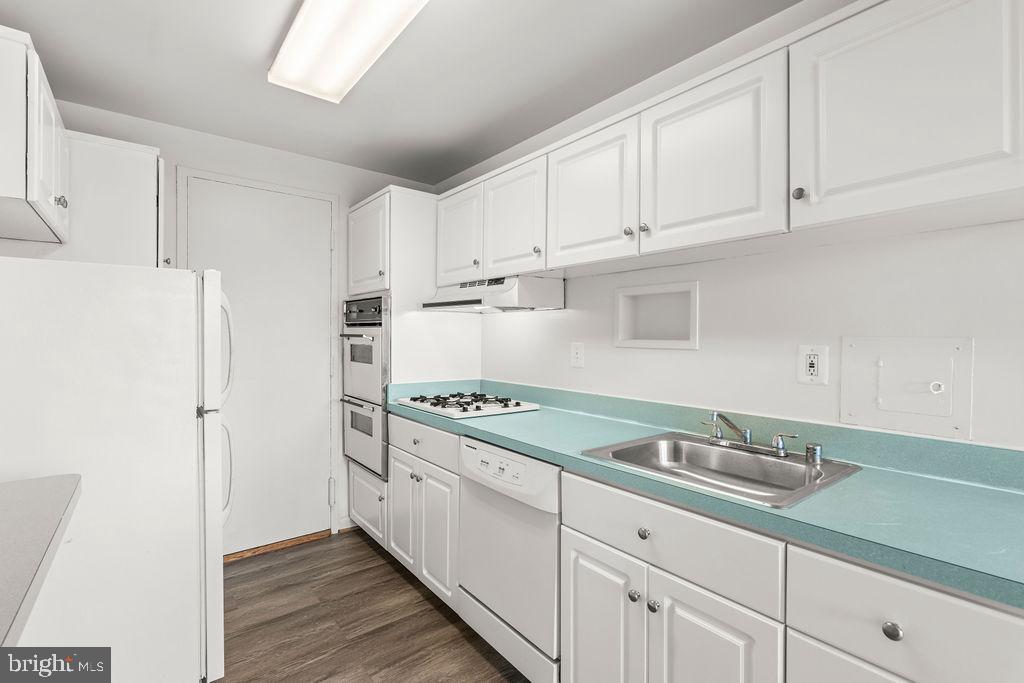 GROSVENOR PARK - Residential