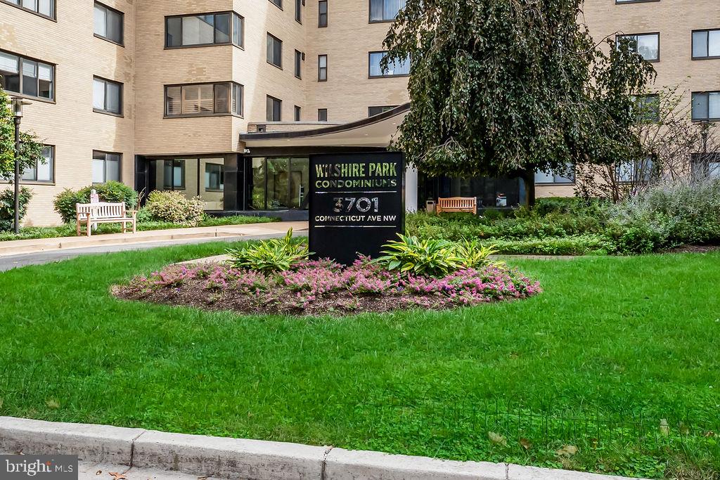 3701 CONNECTICUT AVENUE NW 333