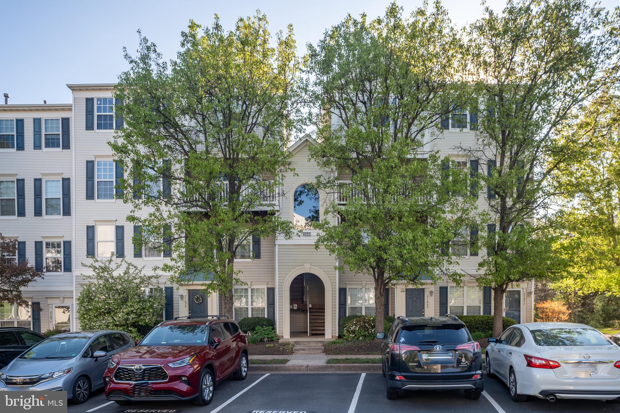 DOMINION STATION CONDOMINIUM - Residential