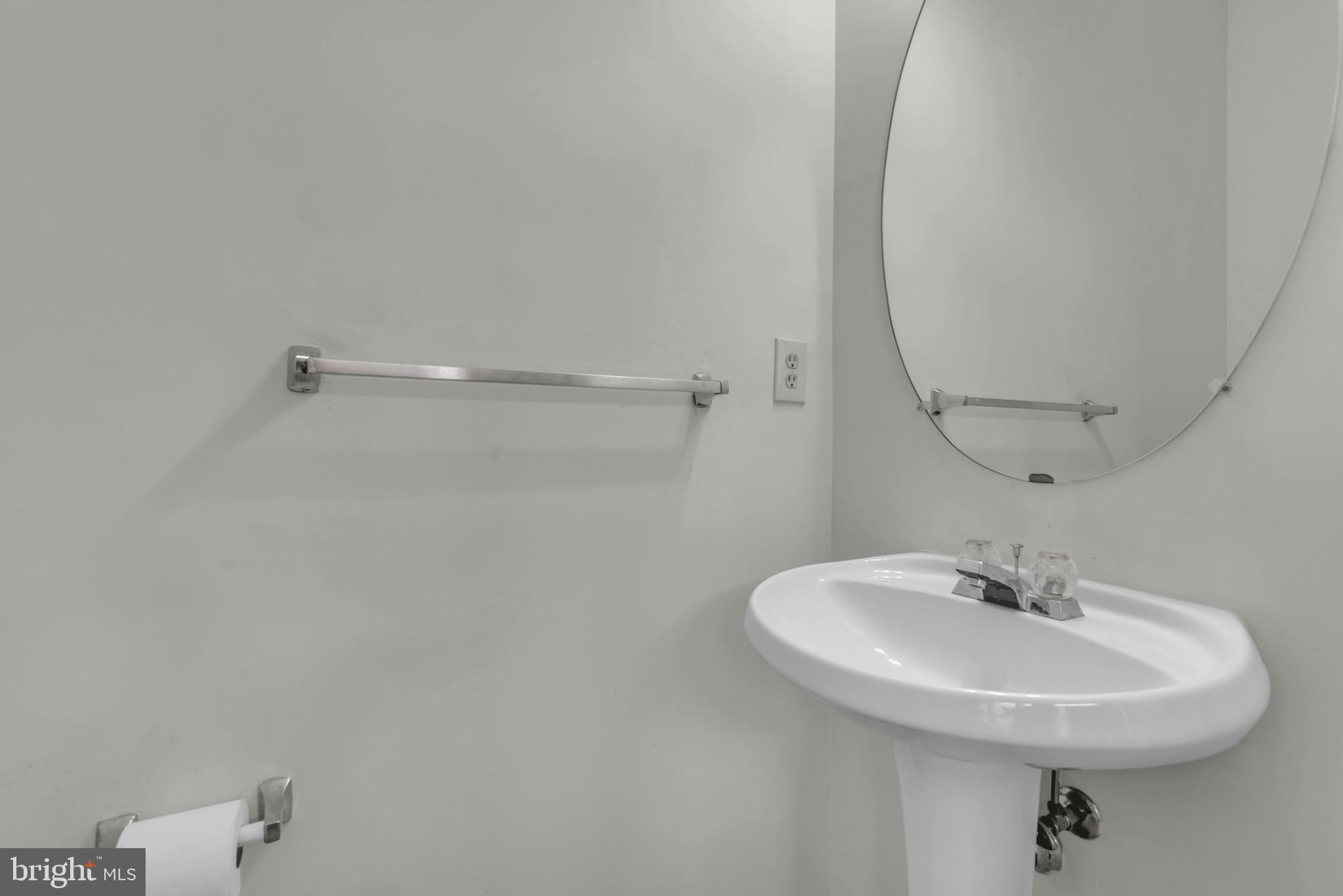 BEECHWOOD HILL - Residential