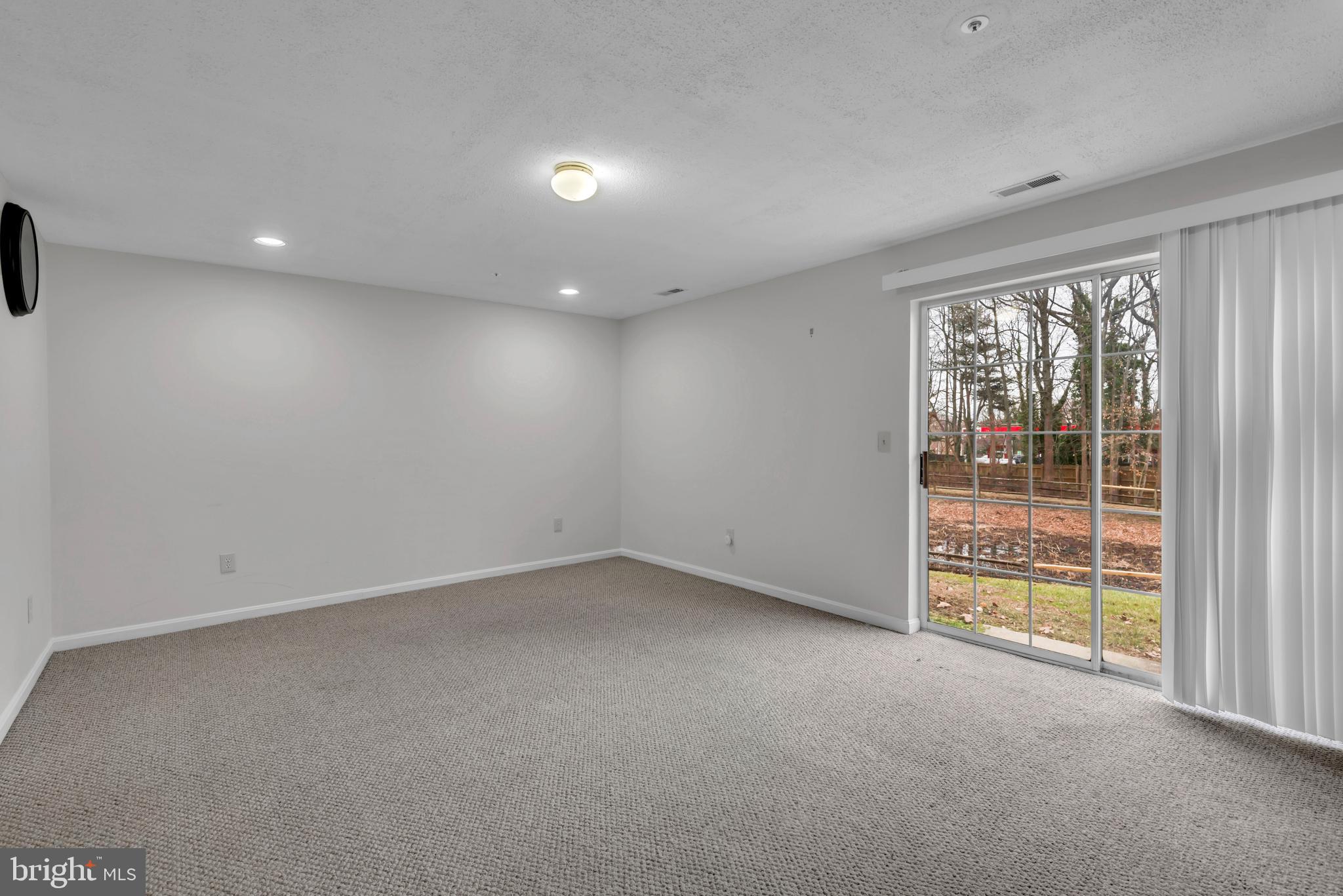 BEECHWOOD HILL - Residential