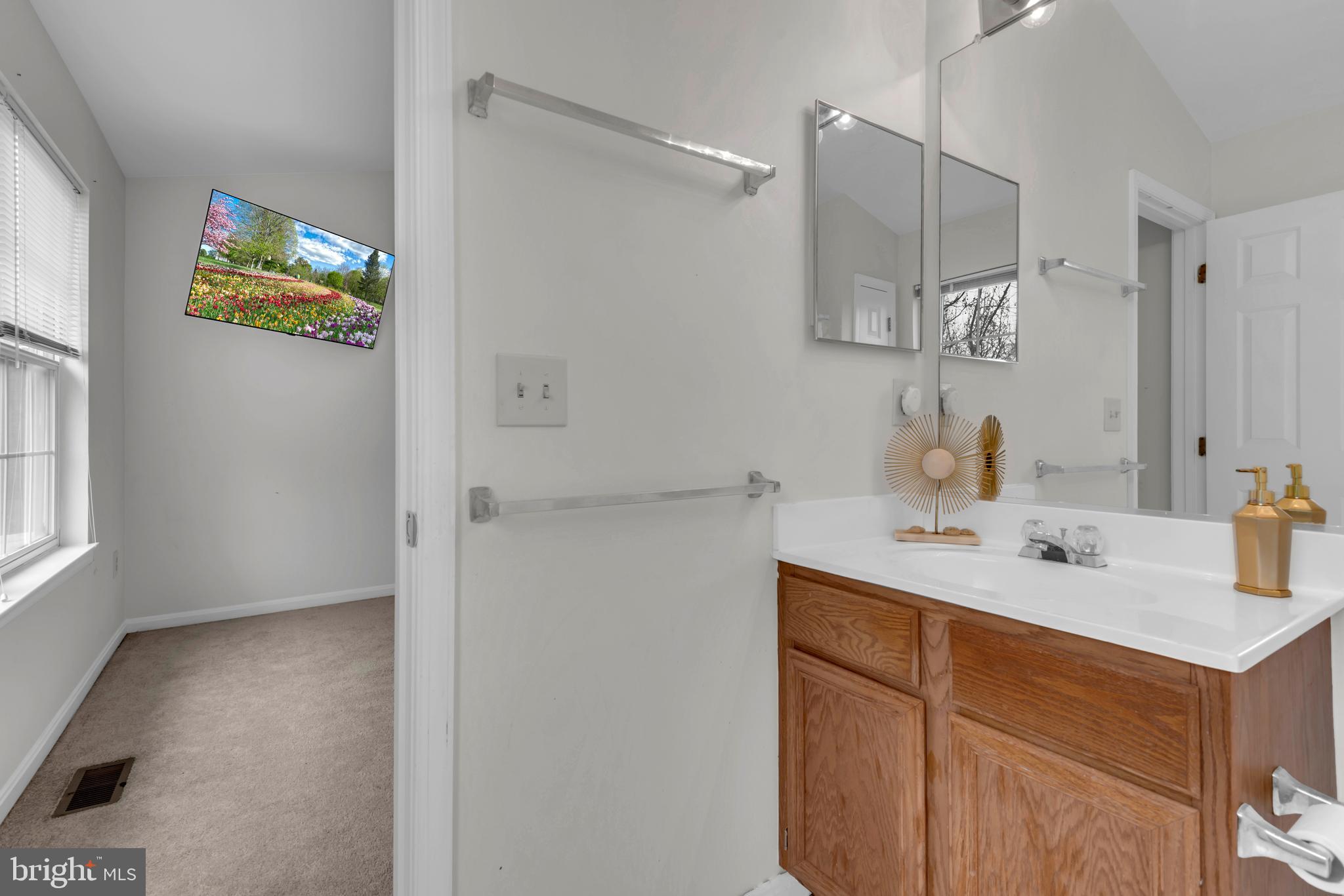 BEECHWOOD HILL - Residential