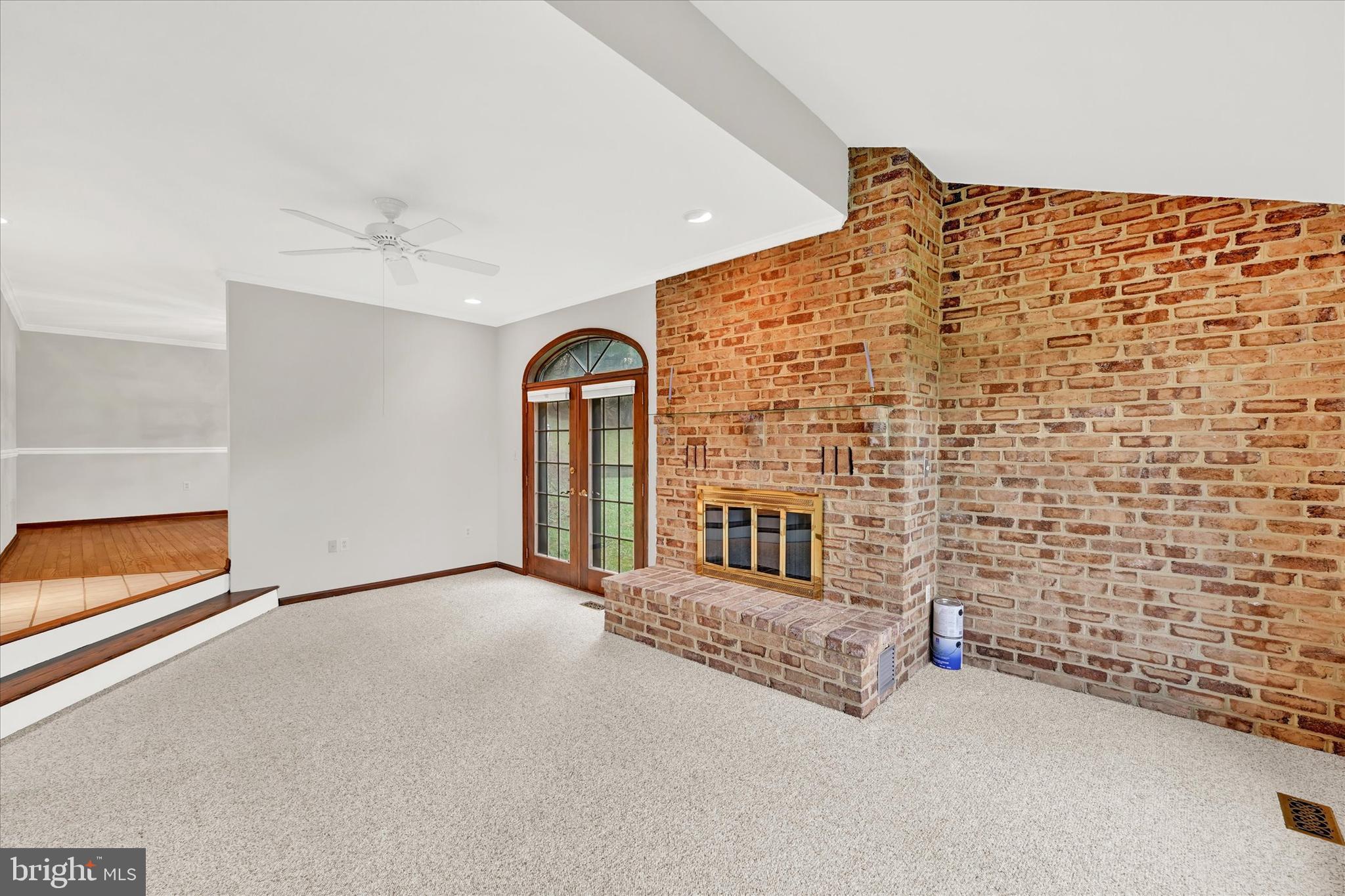 BONAPARTE ESTATES - Residential