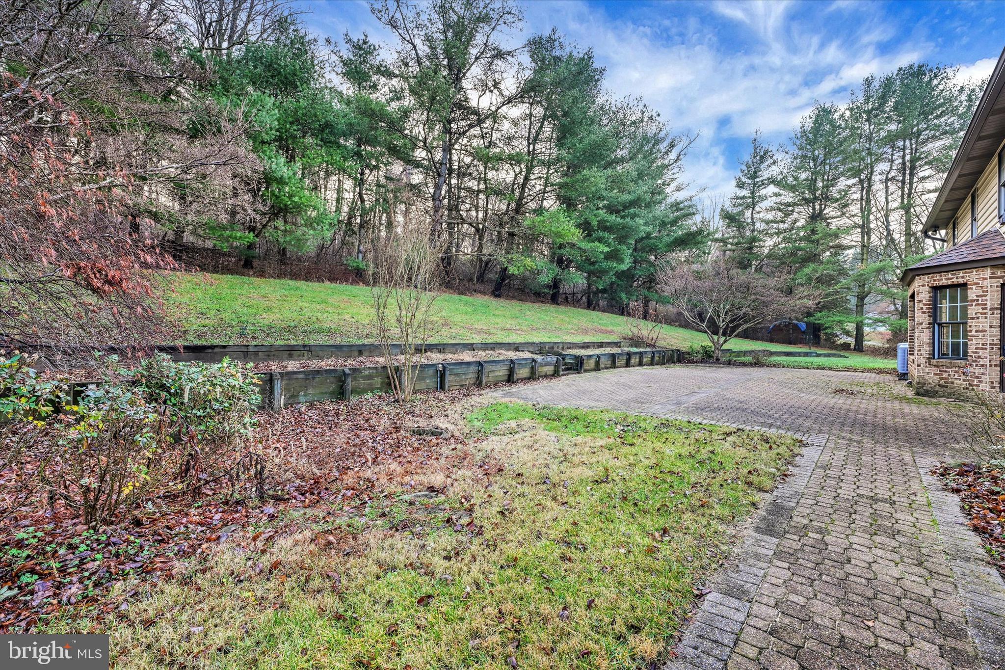 BONAPARTE ESTATES - Residential