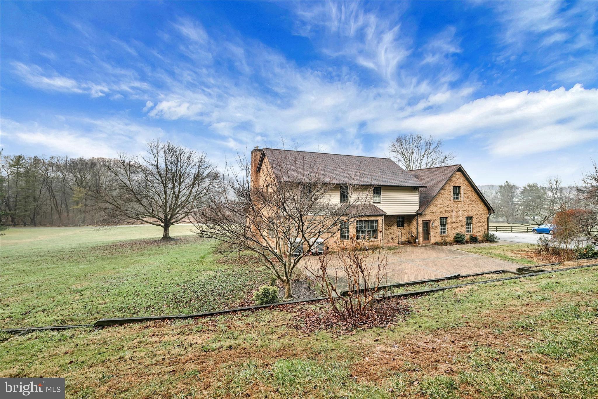 BONAPARTE ESTATES - Residential