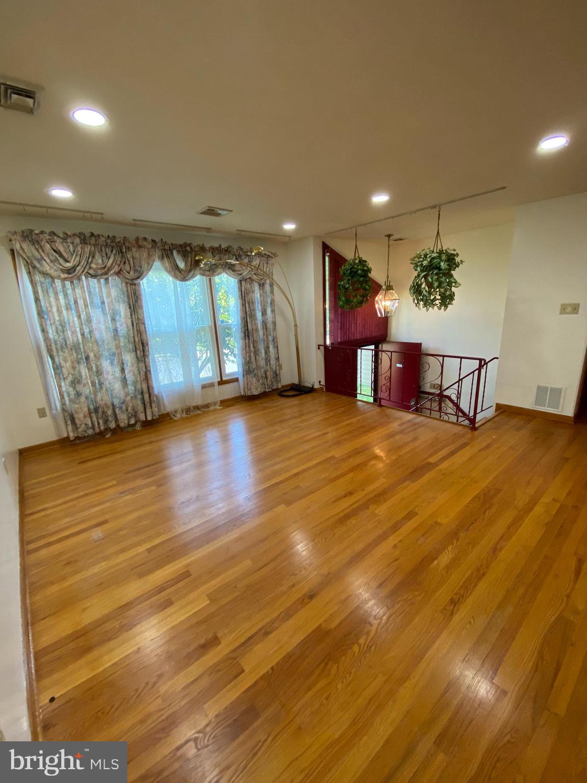 BELAIR - Residential Lease