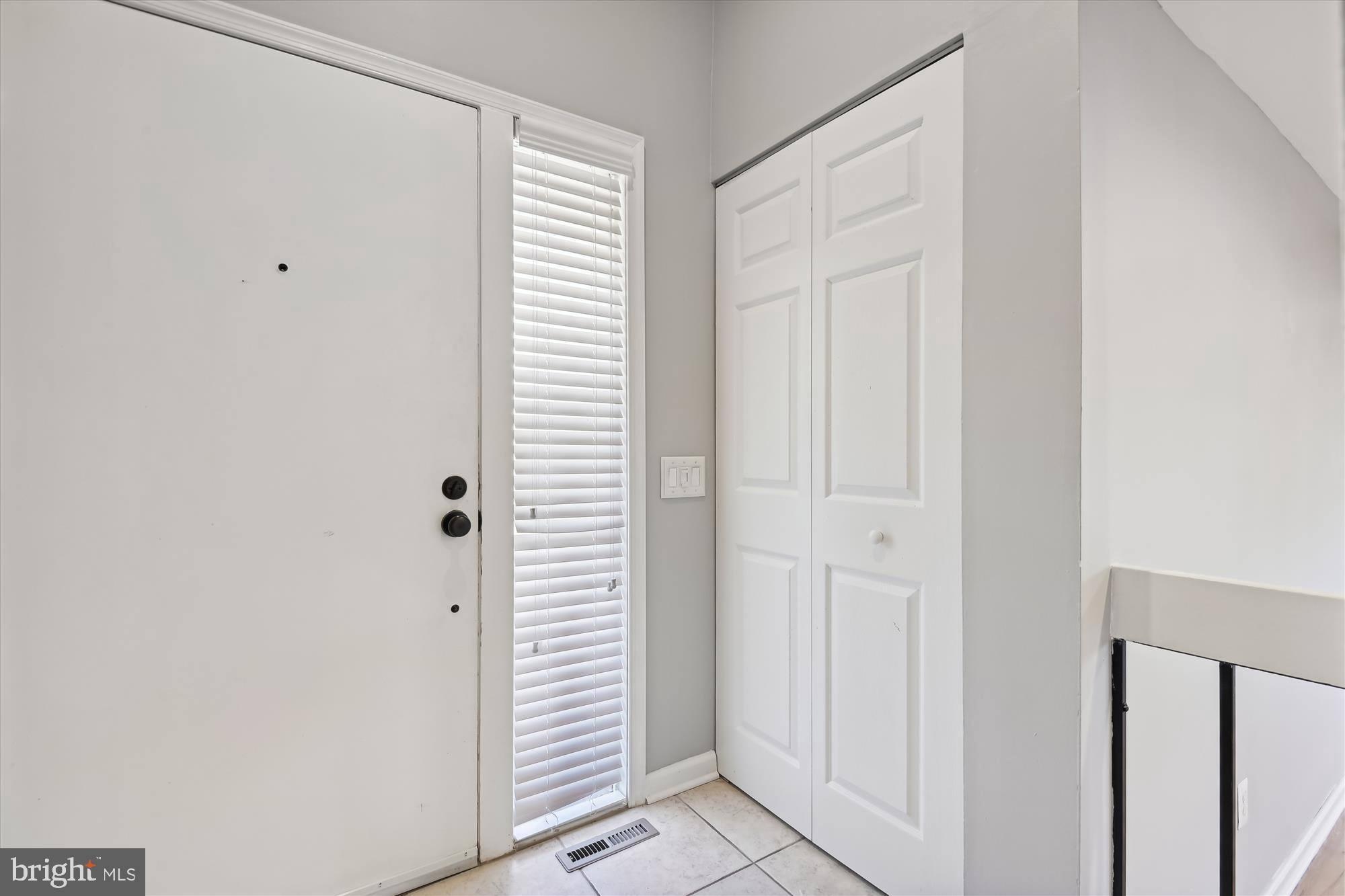 SIERRA VILLAS - Residential