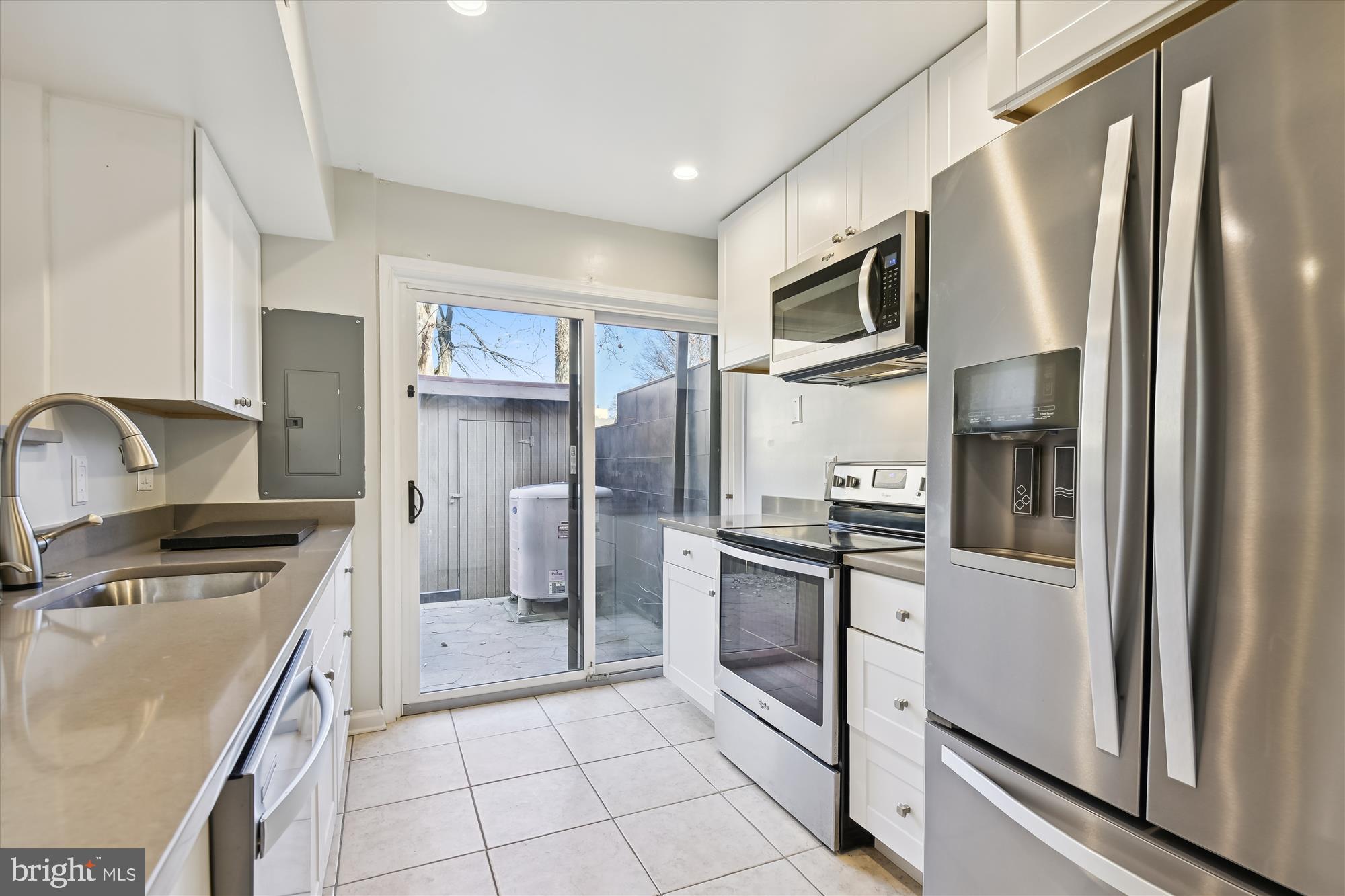 SIERRA VILLAS - Residential