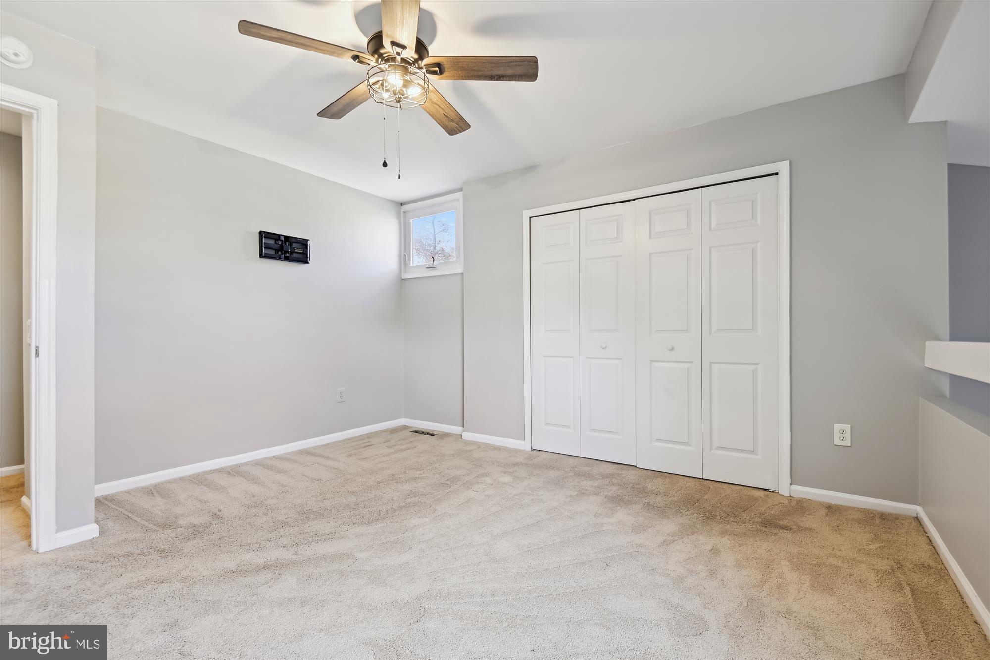 SIERRA VILLAS - Residential