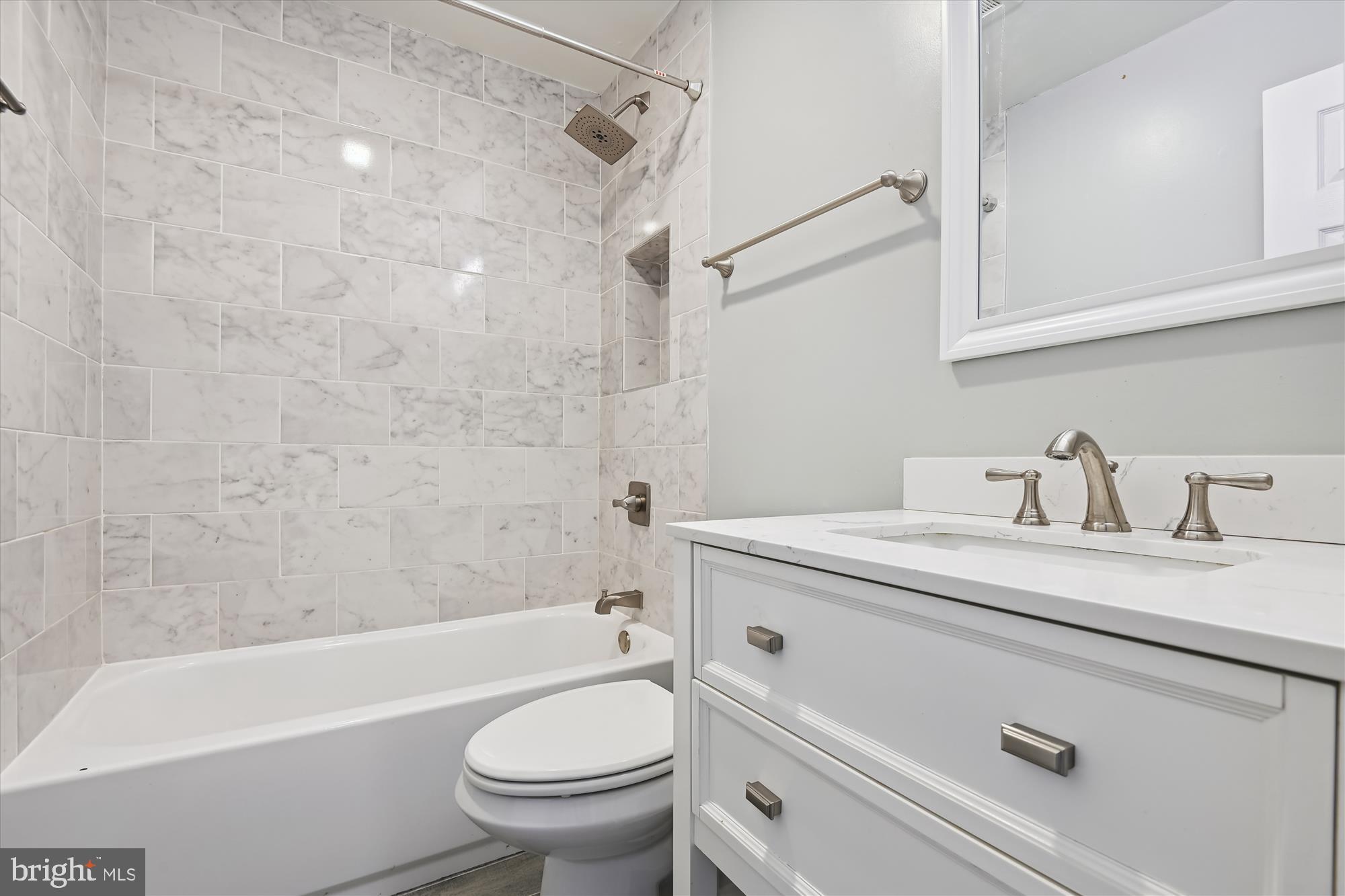 SIERRA VILLAS - Residential