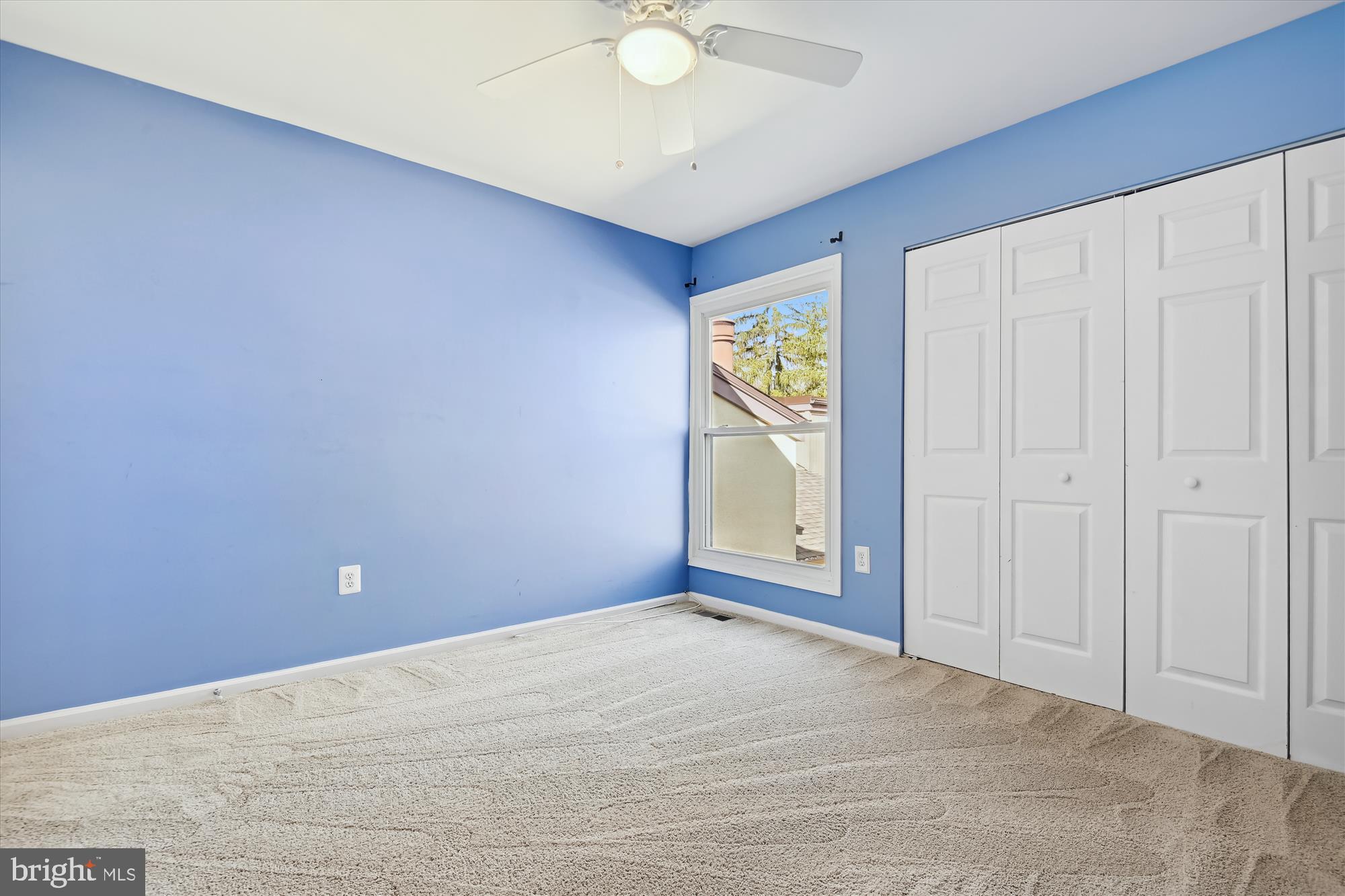 SIERRA VILLAS - Residential