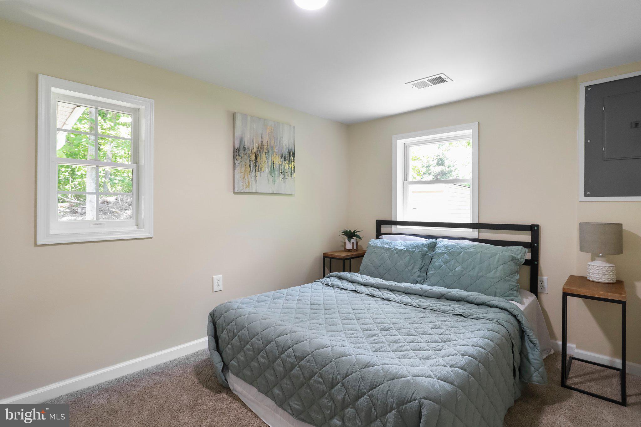 SHANNONDALE - Residential