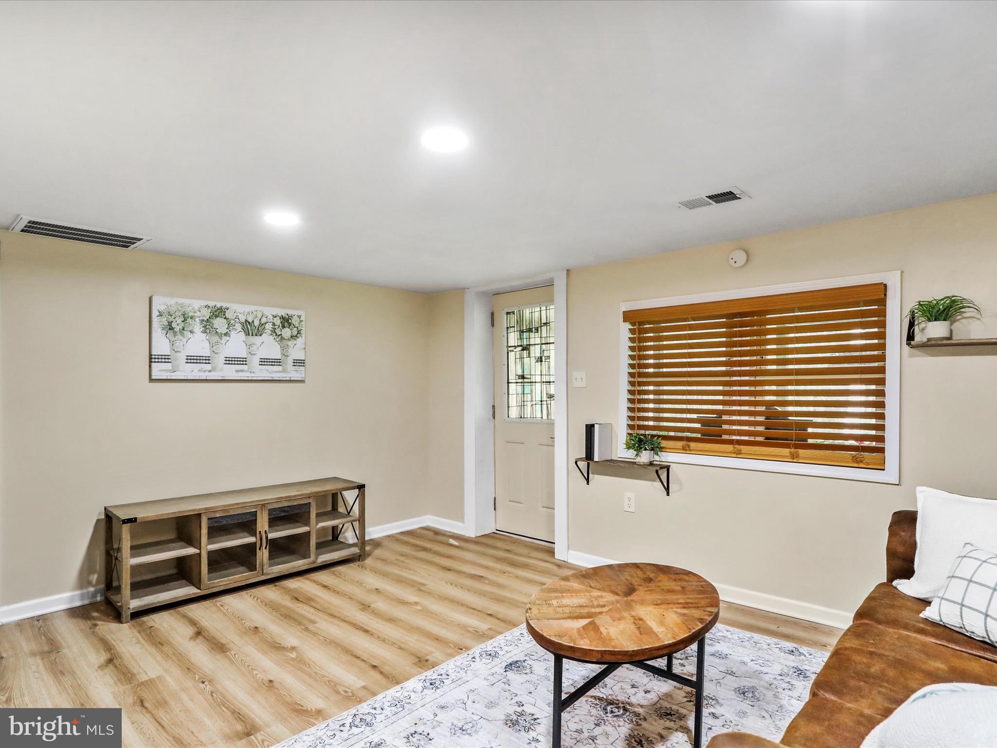 SHANNONDALE - Residential