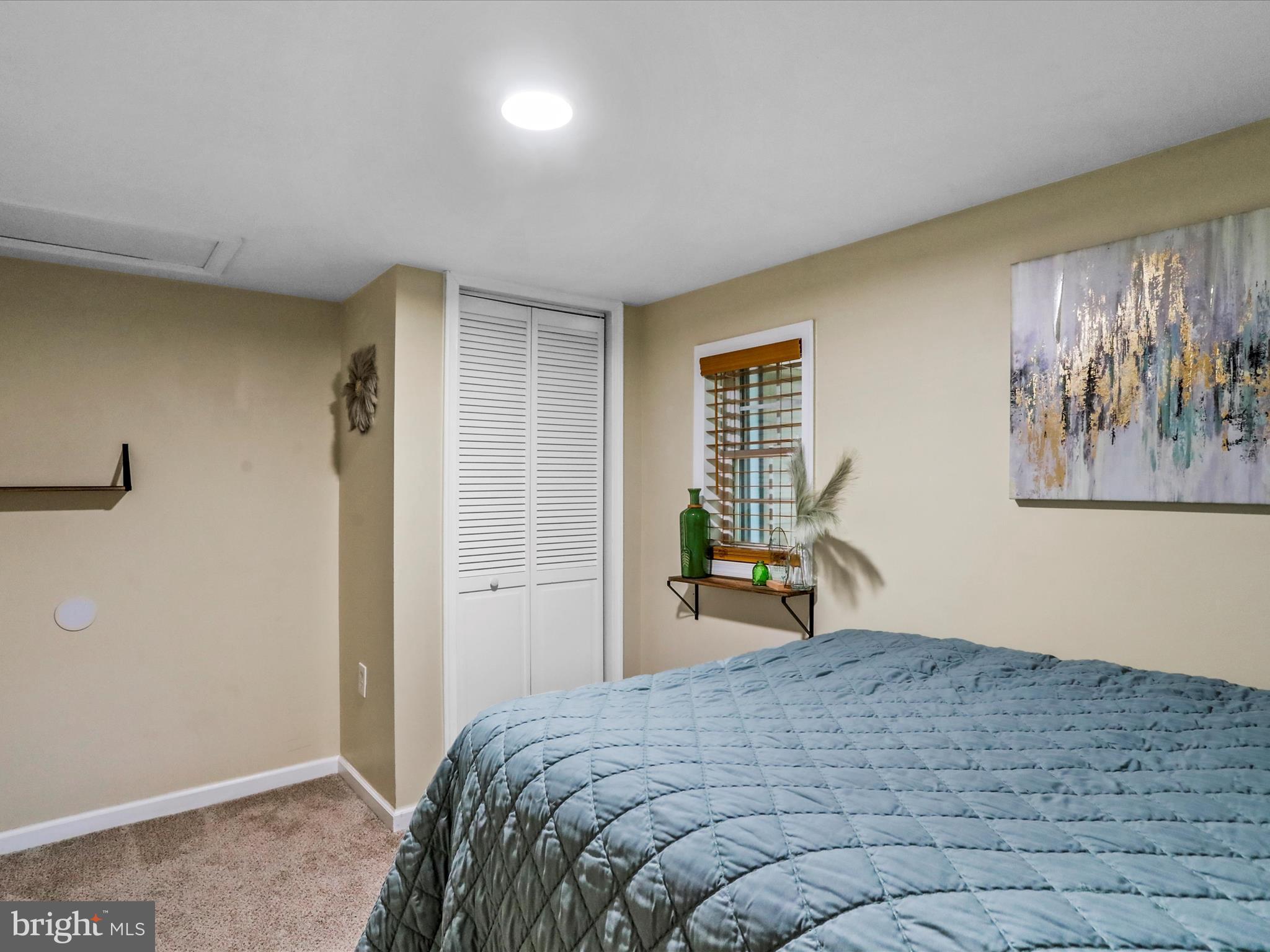 SHANNONDALE - Residential