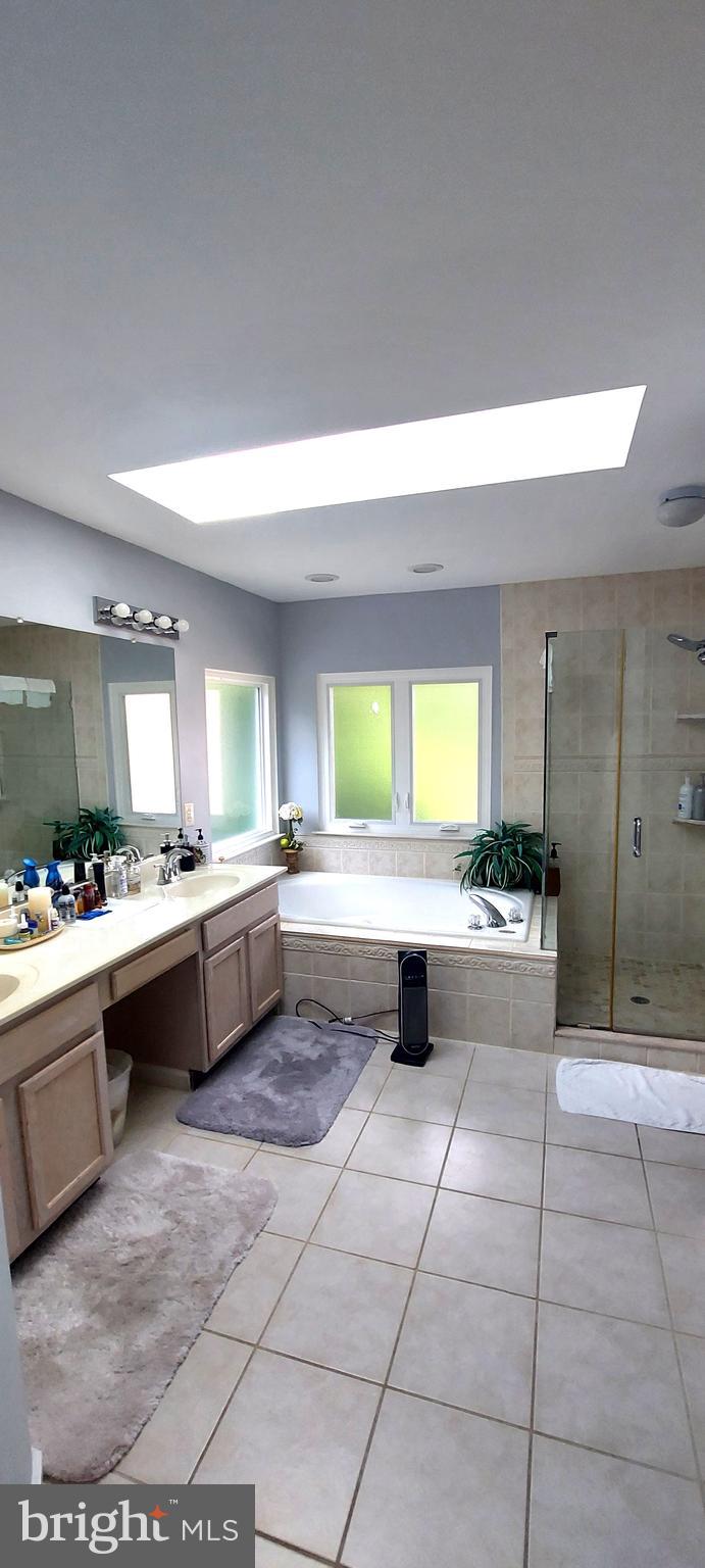 PHEASANT RUN - Residential Lease