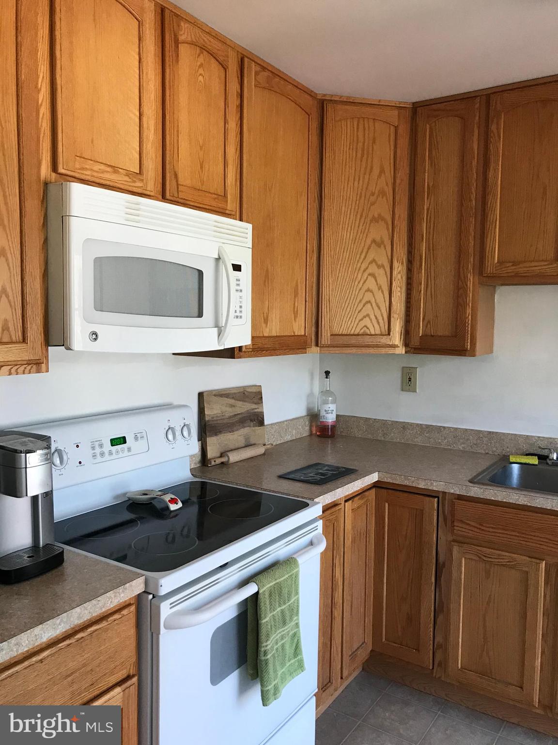 PINE HILL EST SUB - Residential