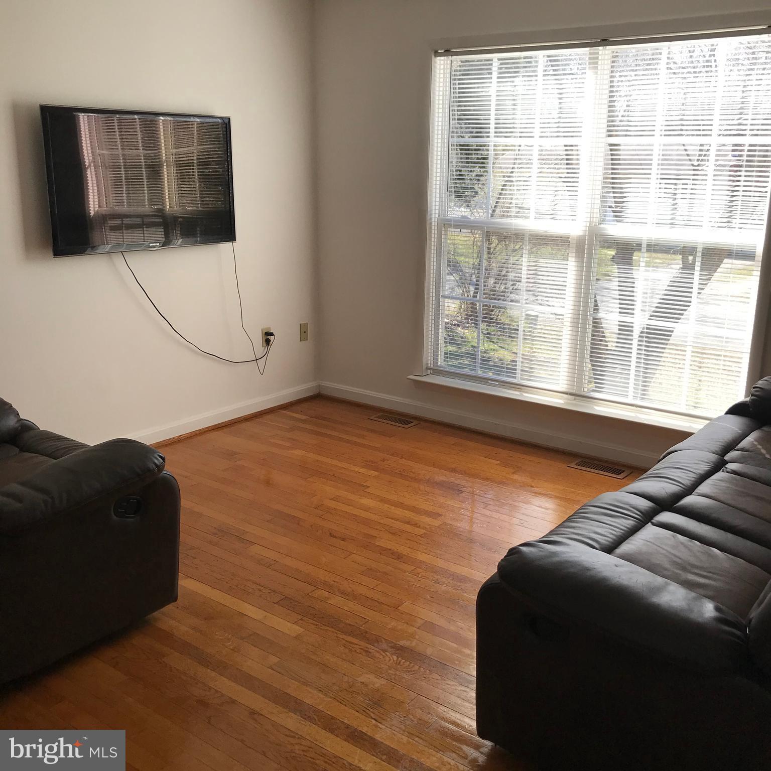 PINE HILL EST SUB - Residential