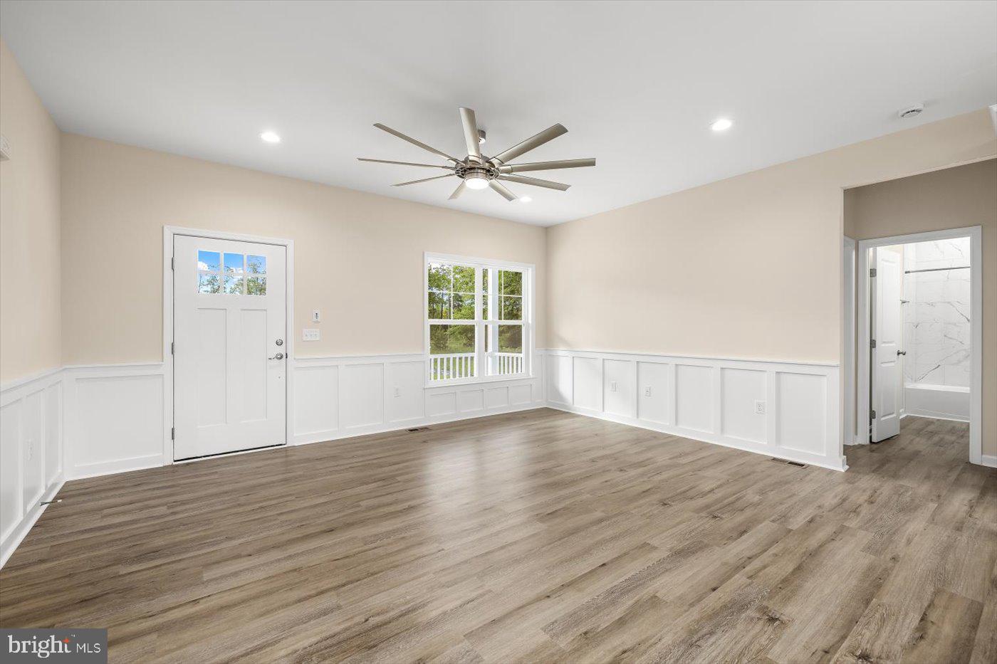 CABIN POINT / GLEBE HARBOR - Residential