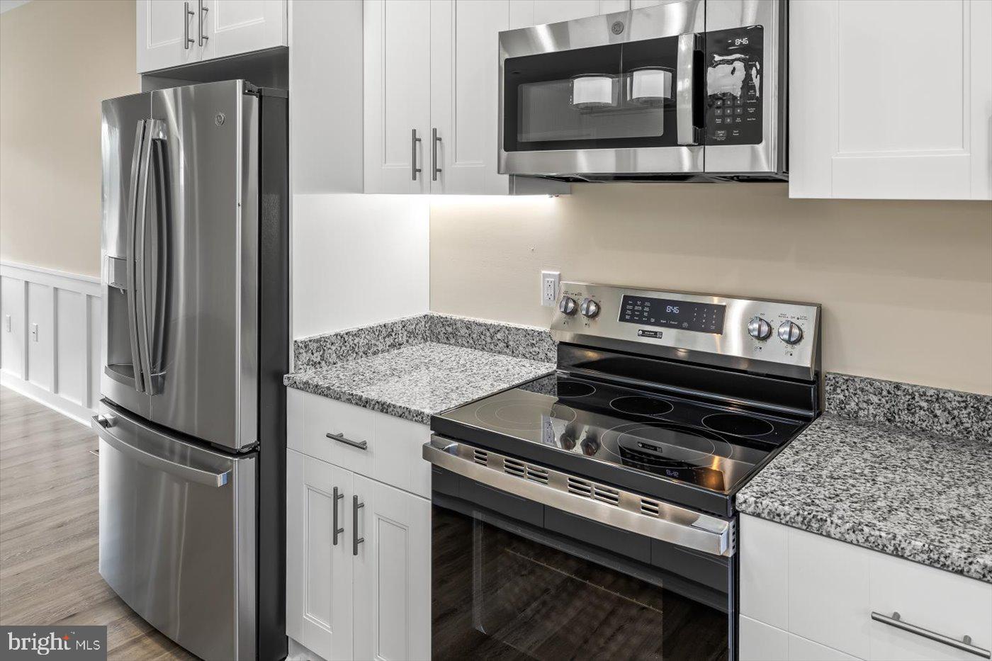 CABIN POINT / GLEBE HARBOR - Residential