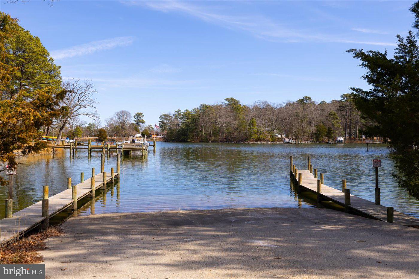 CABIN POINT / GLEBE HARBOR - Residential