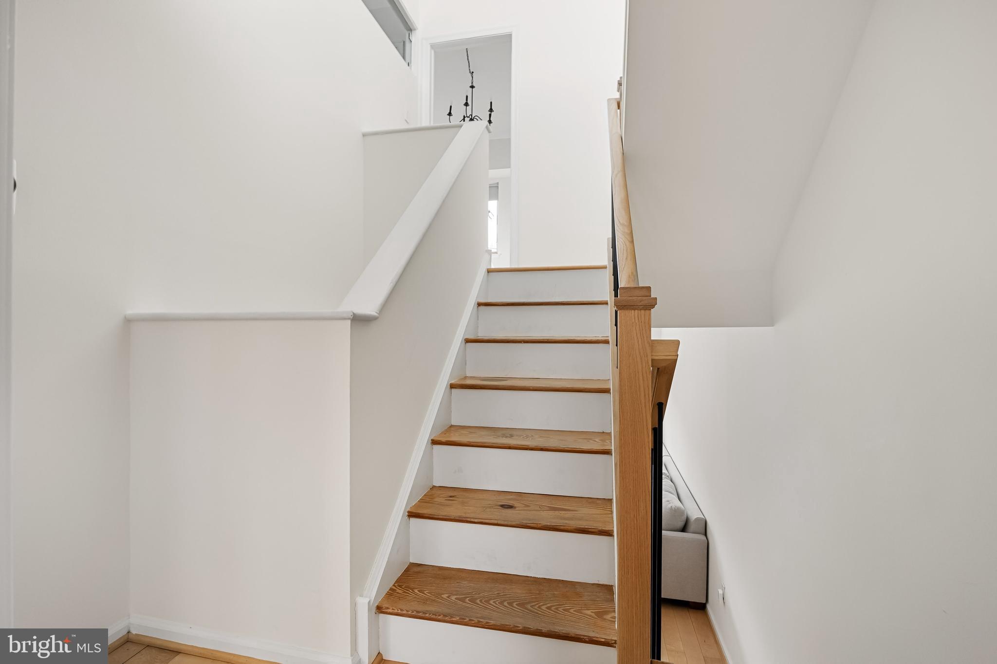 BELLA VISTA - Residential Lease