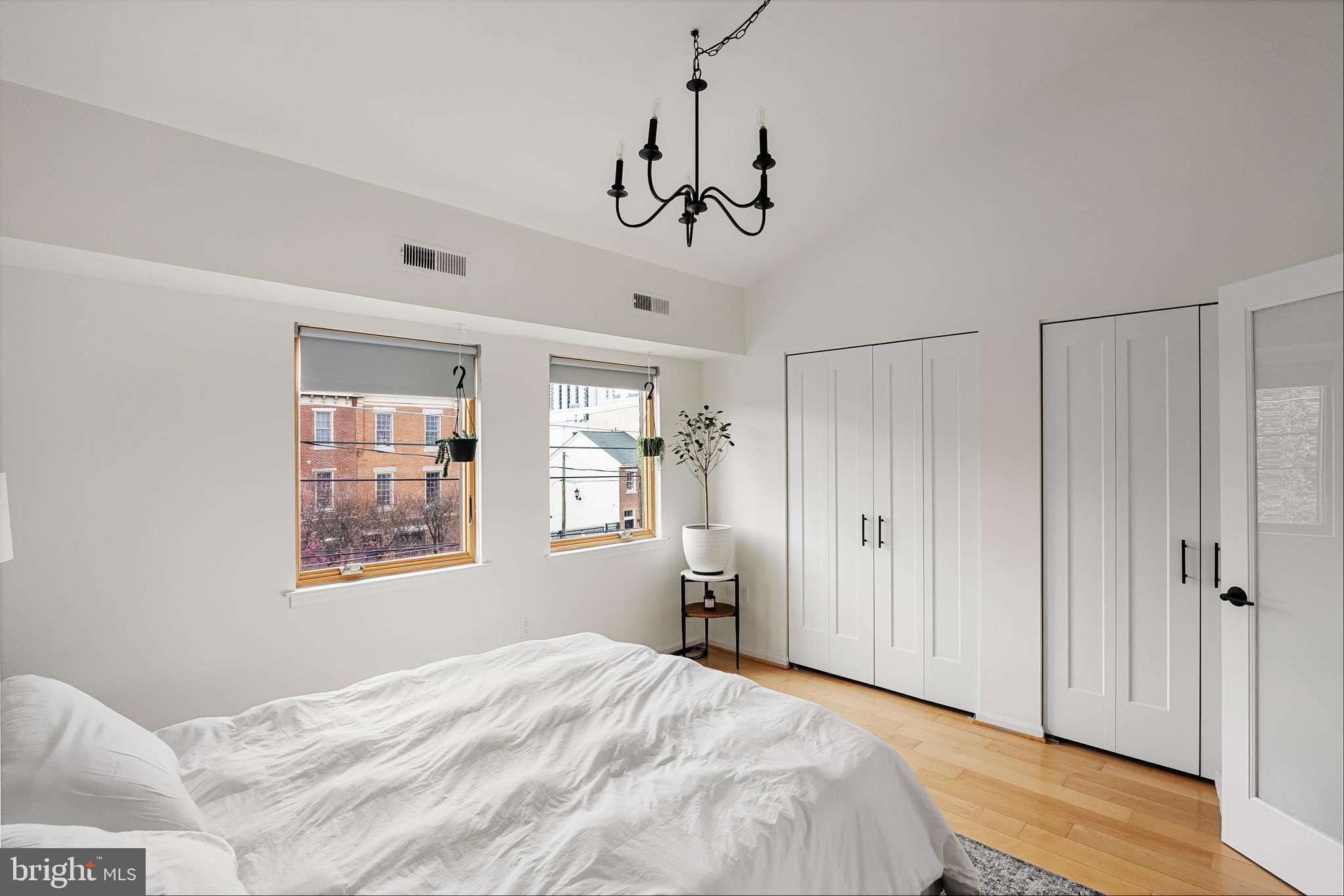 BELLA VISTA - Residential Lease