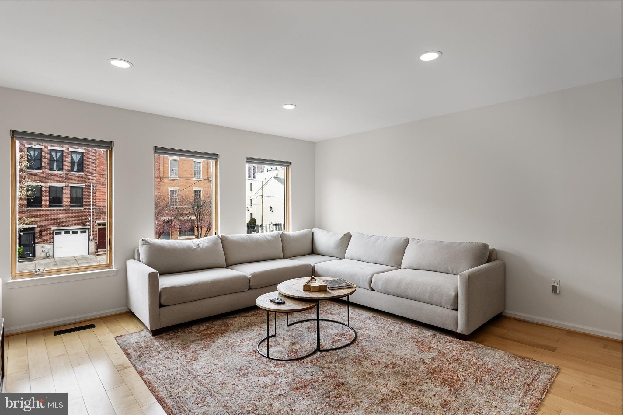 BELLA VISTA - Residential Lease