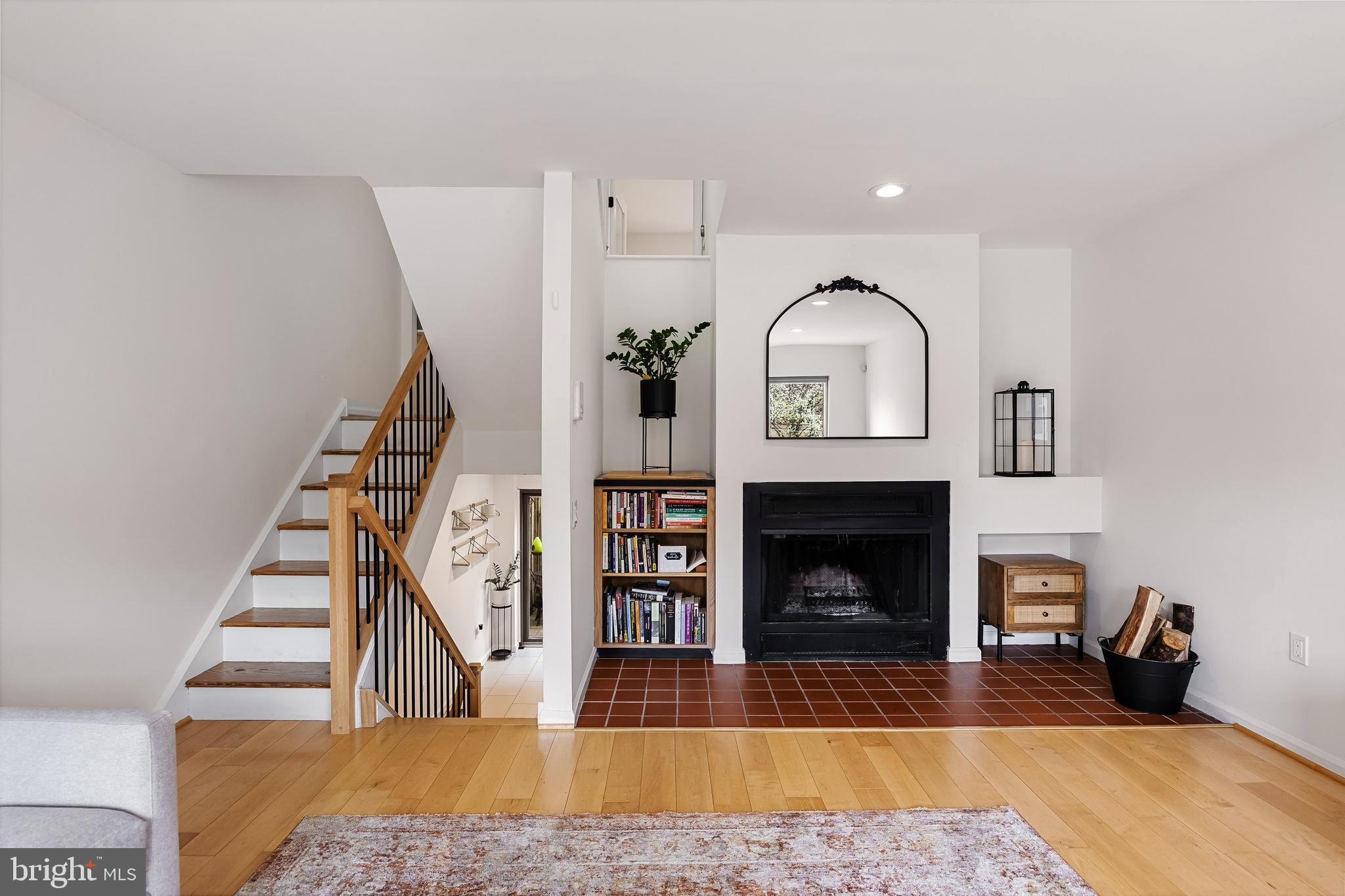 BELLA VISTA - Residential Lease