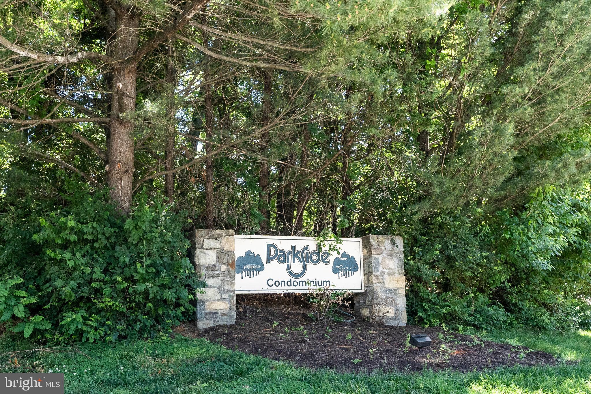 PARKSIDE CONDOMINIUMS - Residential Lease