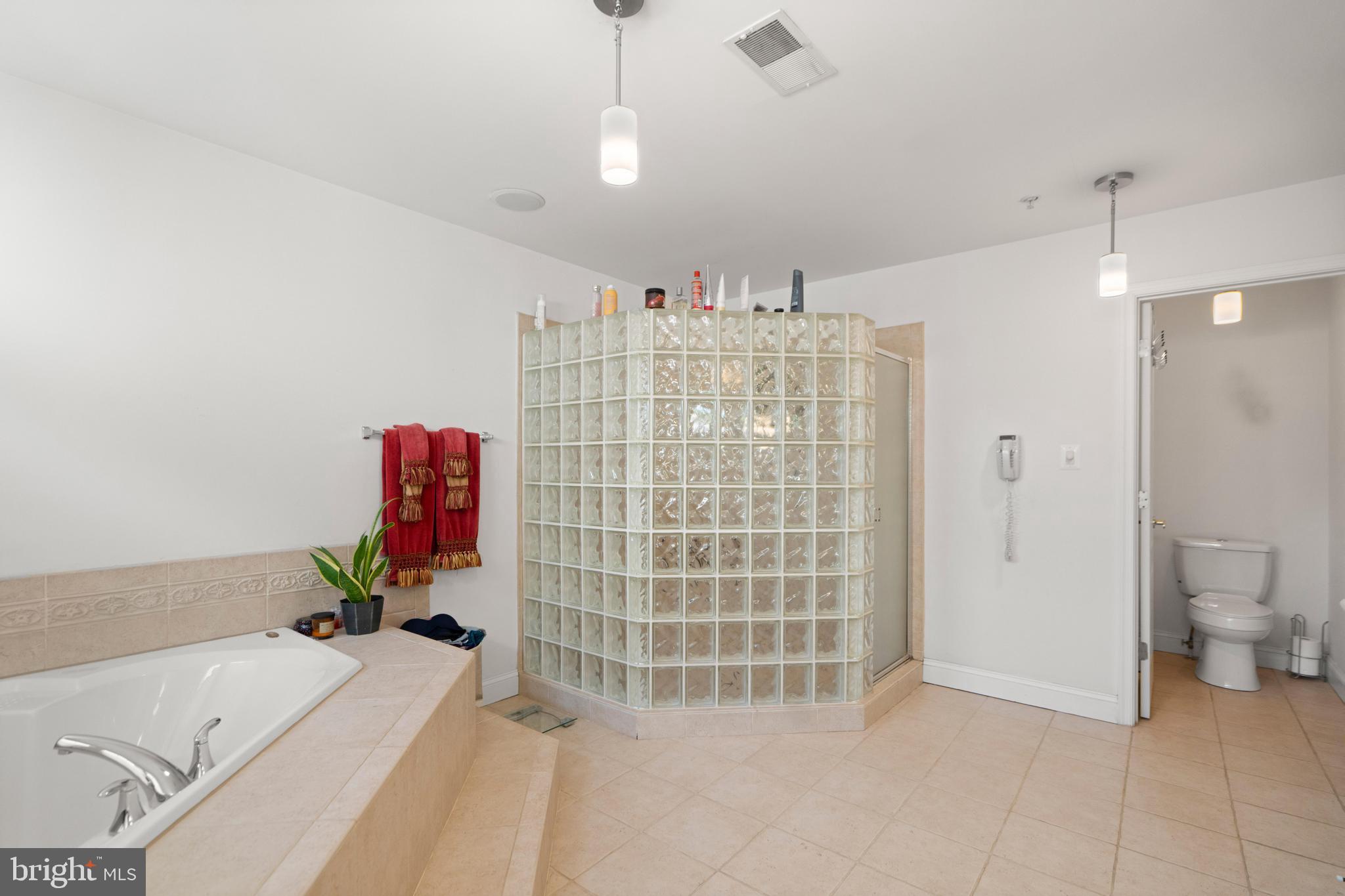 WESTIN-PLAT 1> - Residential