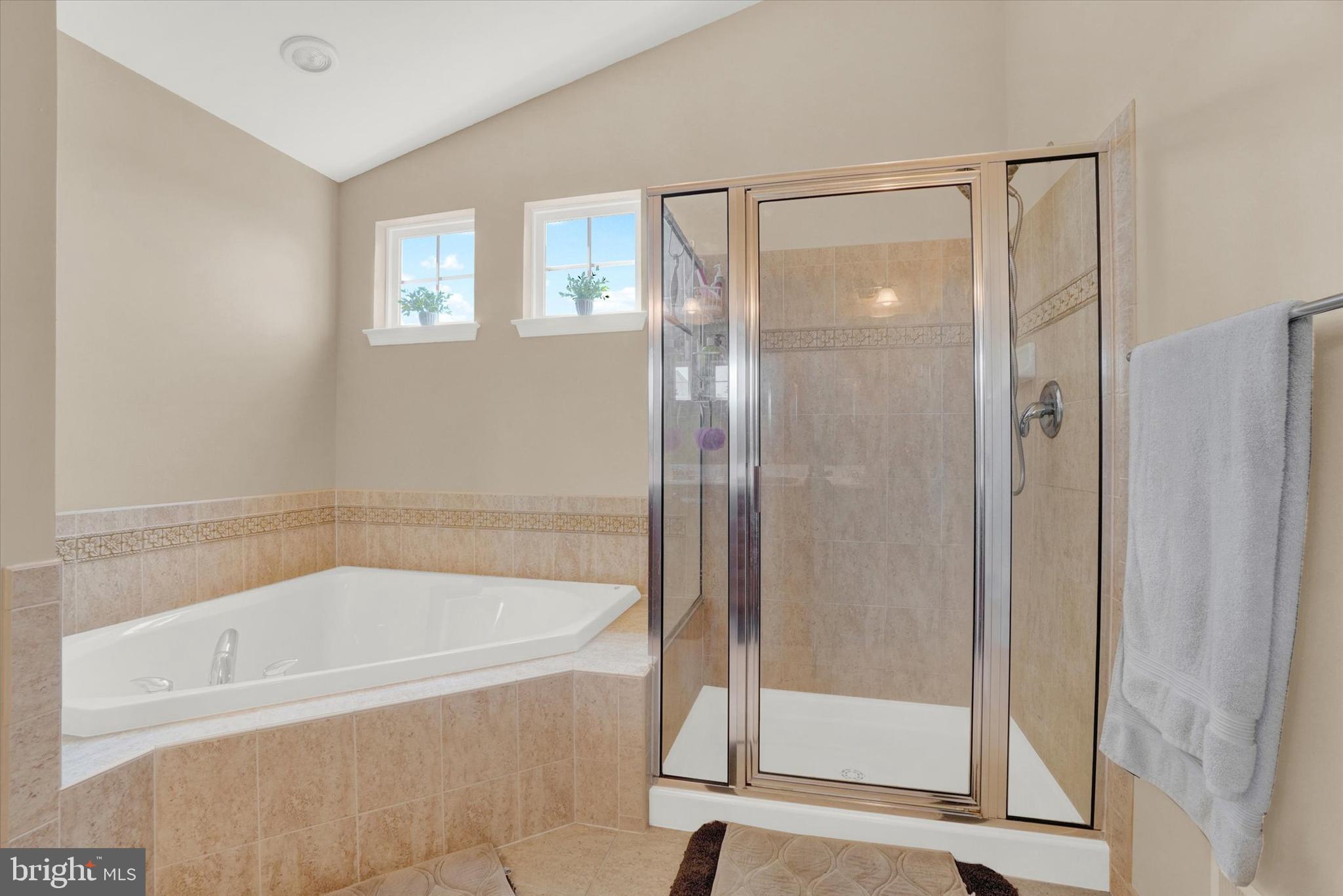 THISTLE DOWNS - Residential