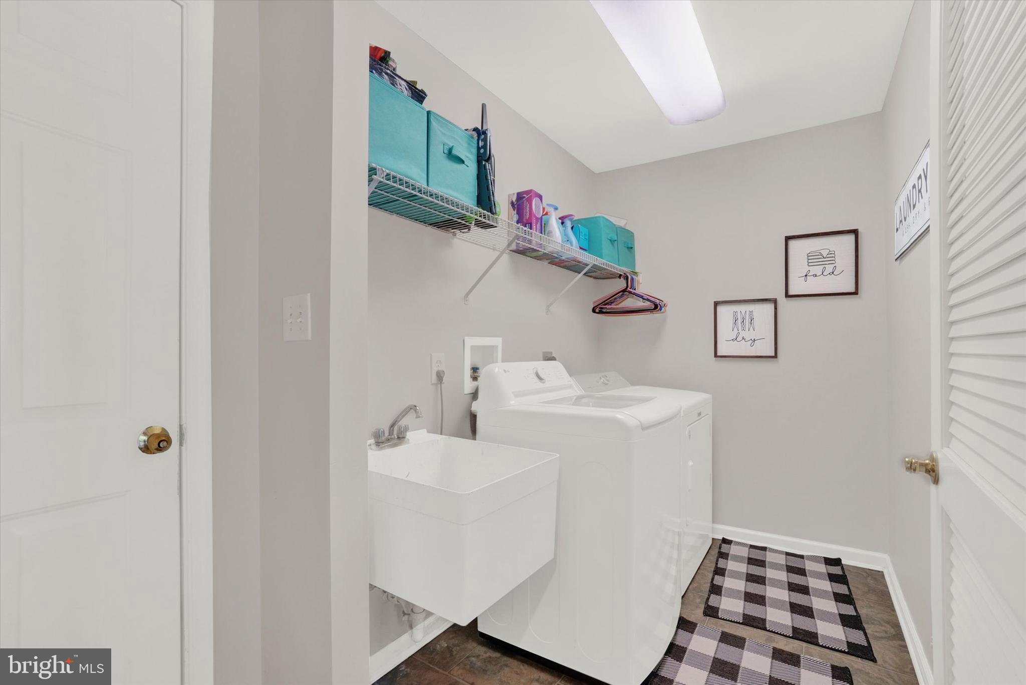 THISTLE DOWNS - Residential