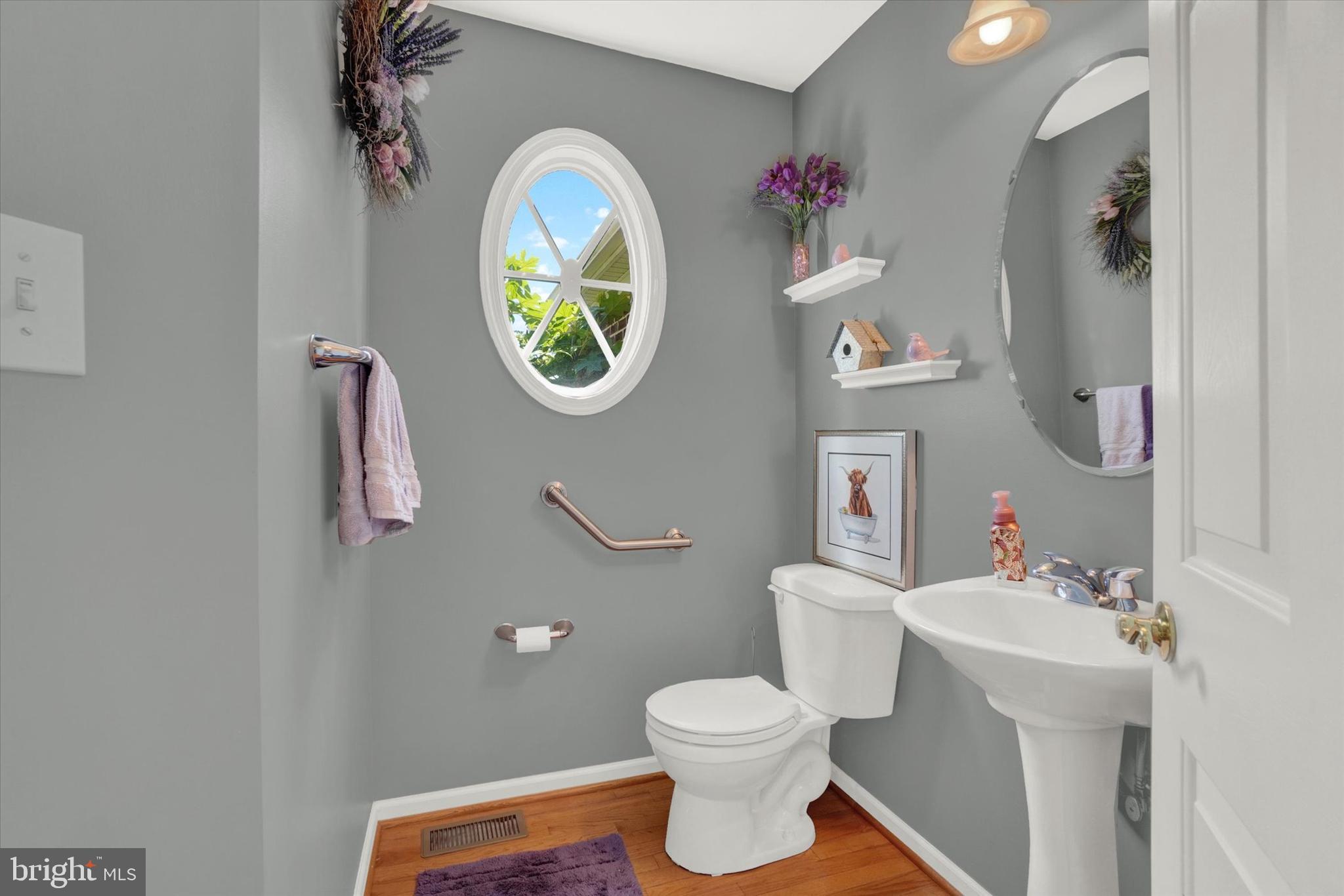 THISTLE DOWNS - Residential