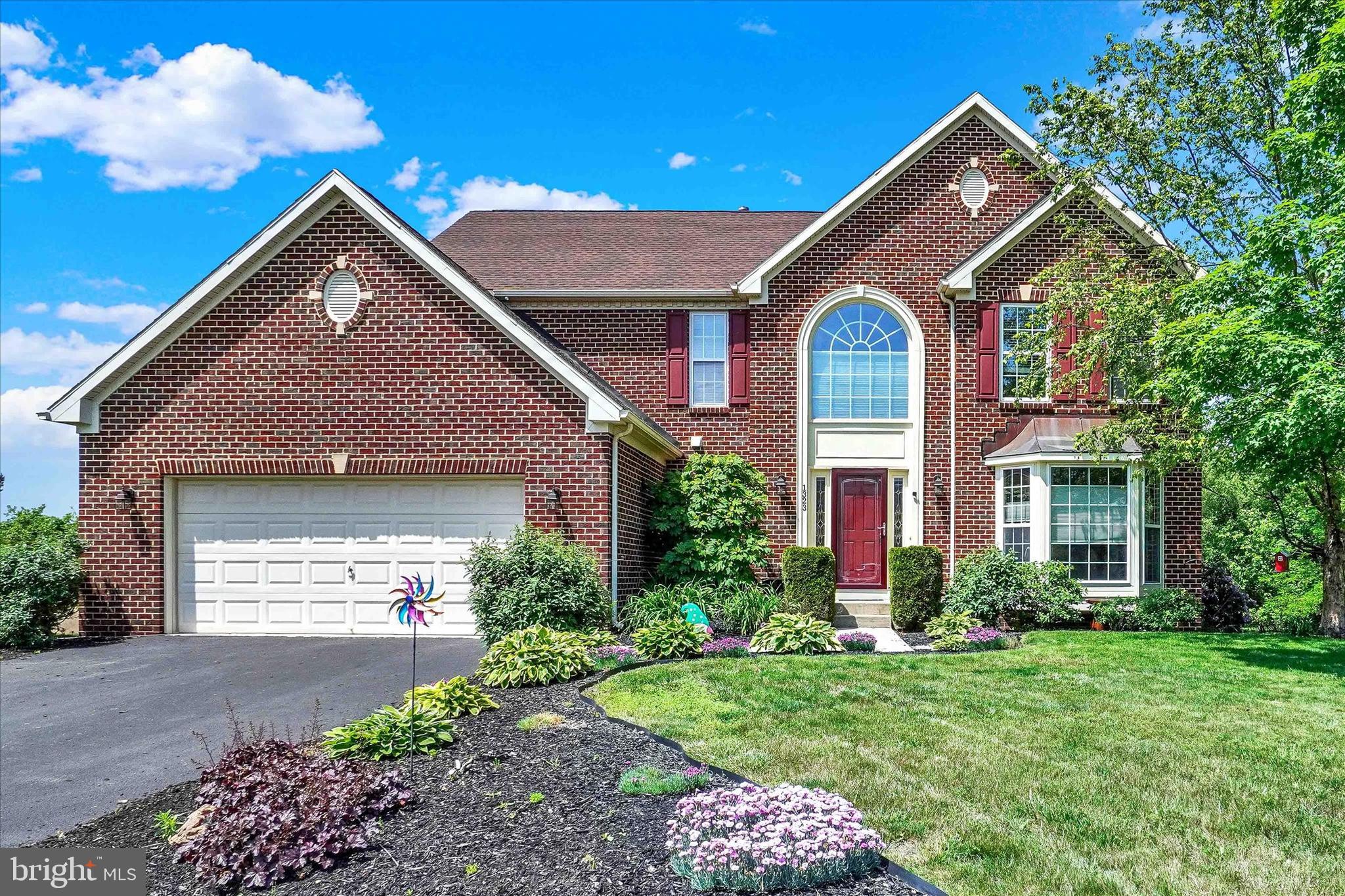 THISTLE DOWNS - Residential