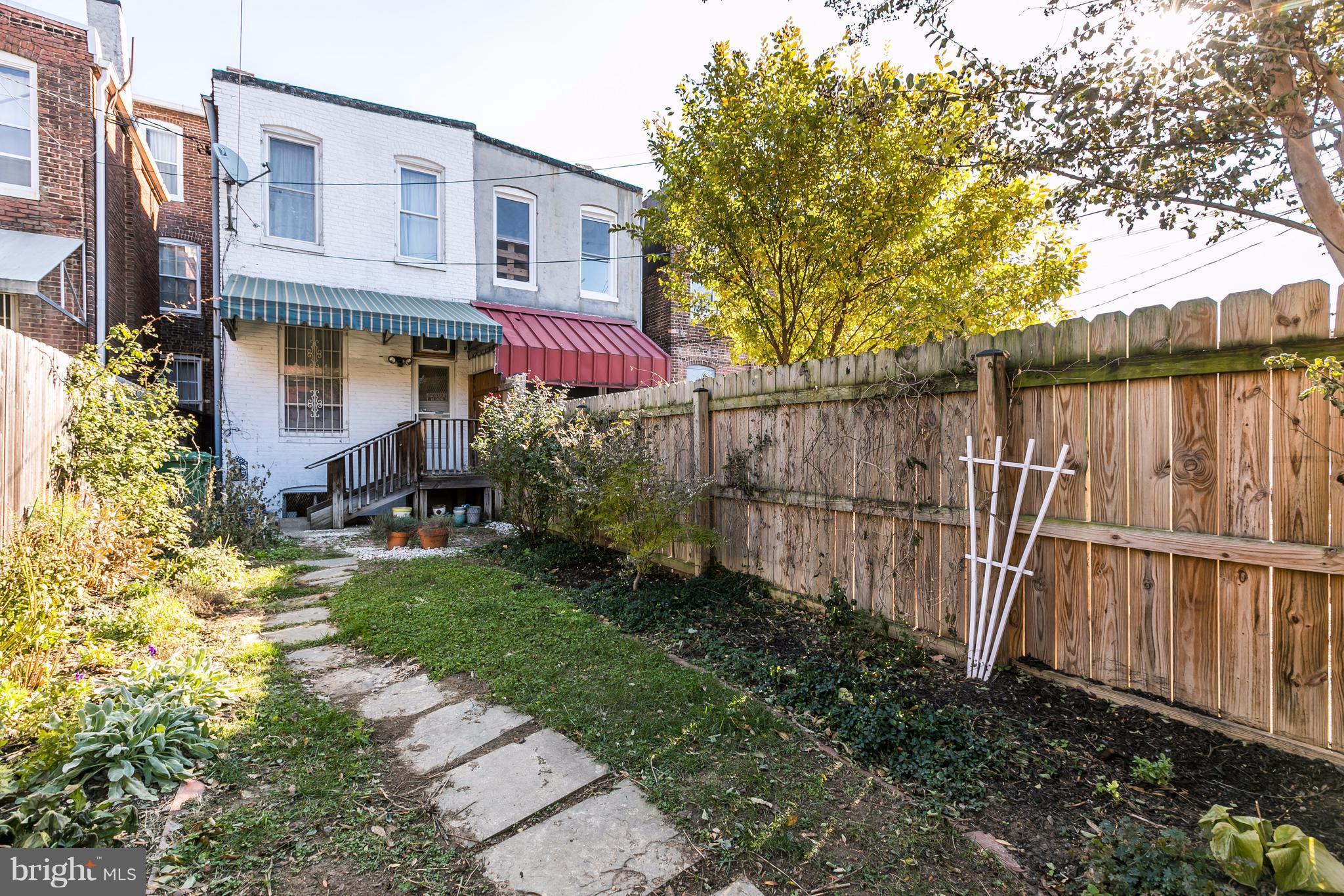 CHARLES VILLAGE - Residential