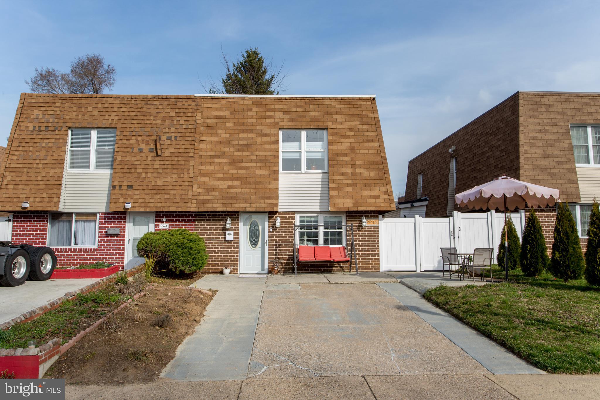 BUSTLETON - Residential
